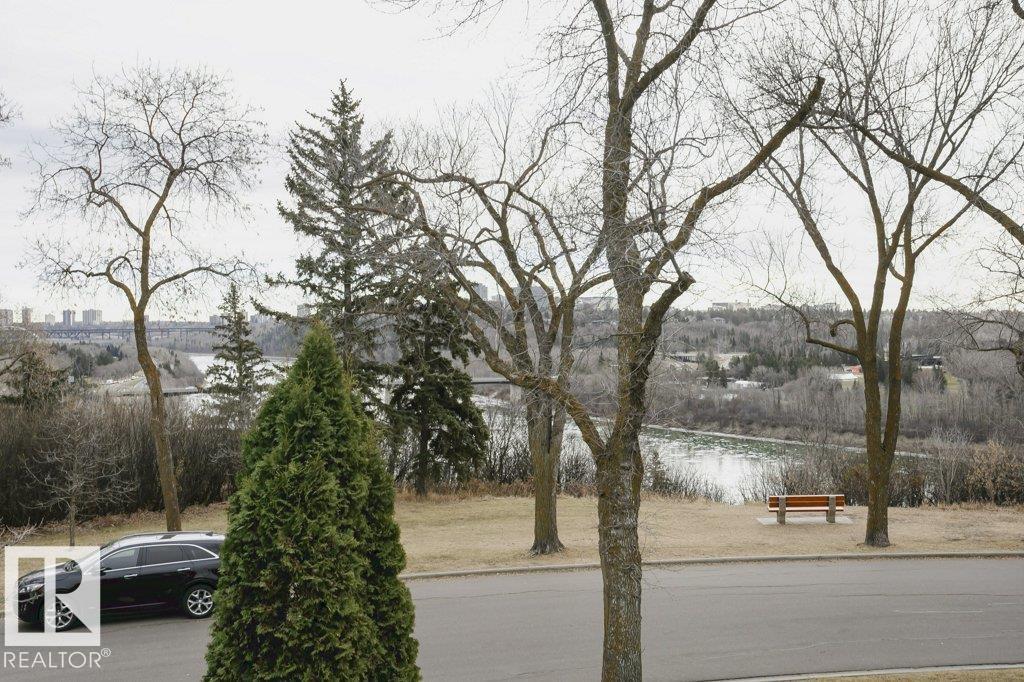 Photo 42 at 11 Wellington Crescent NW, Glenora, Edmonton