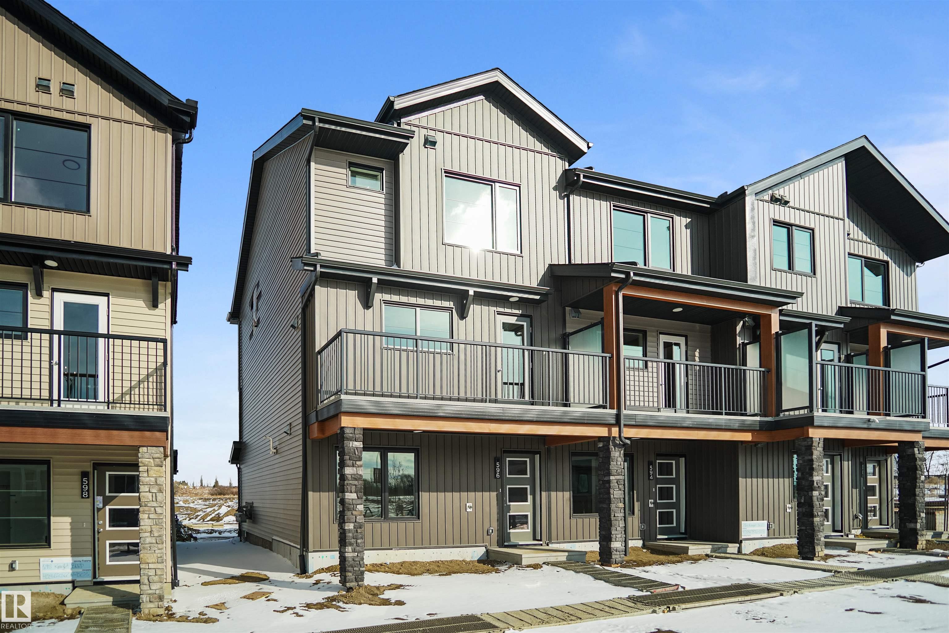 Photo 3 at 4205 Kinglet Drive NW, Kinglet Gardens, Edmonton