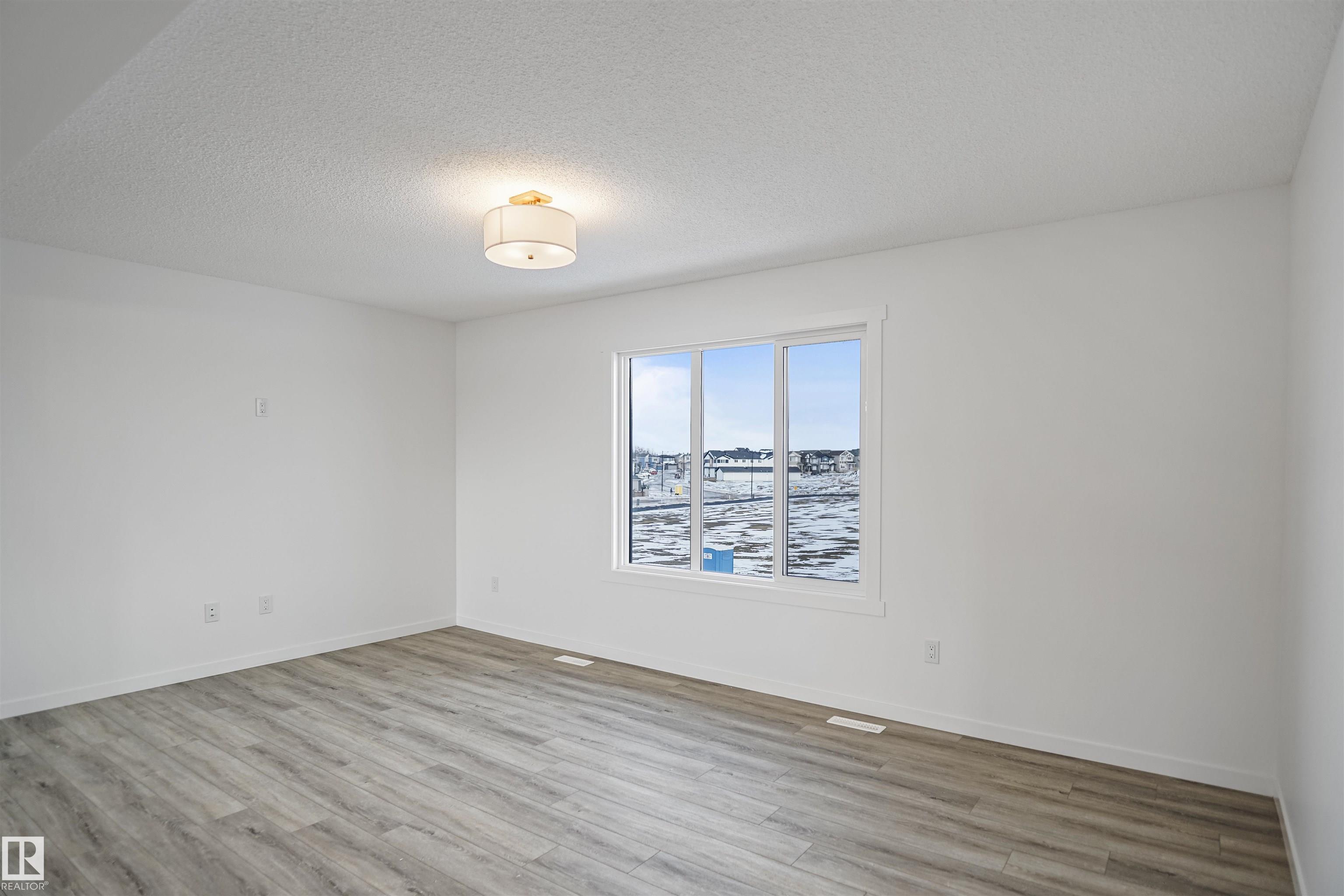 Photo 6 at 4205 Kinglet Drive NW, Kinglet Gardens, Edmonton