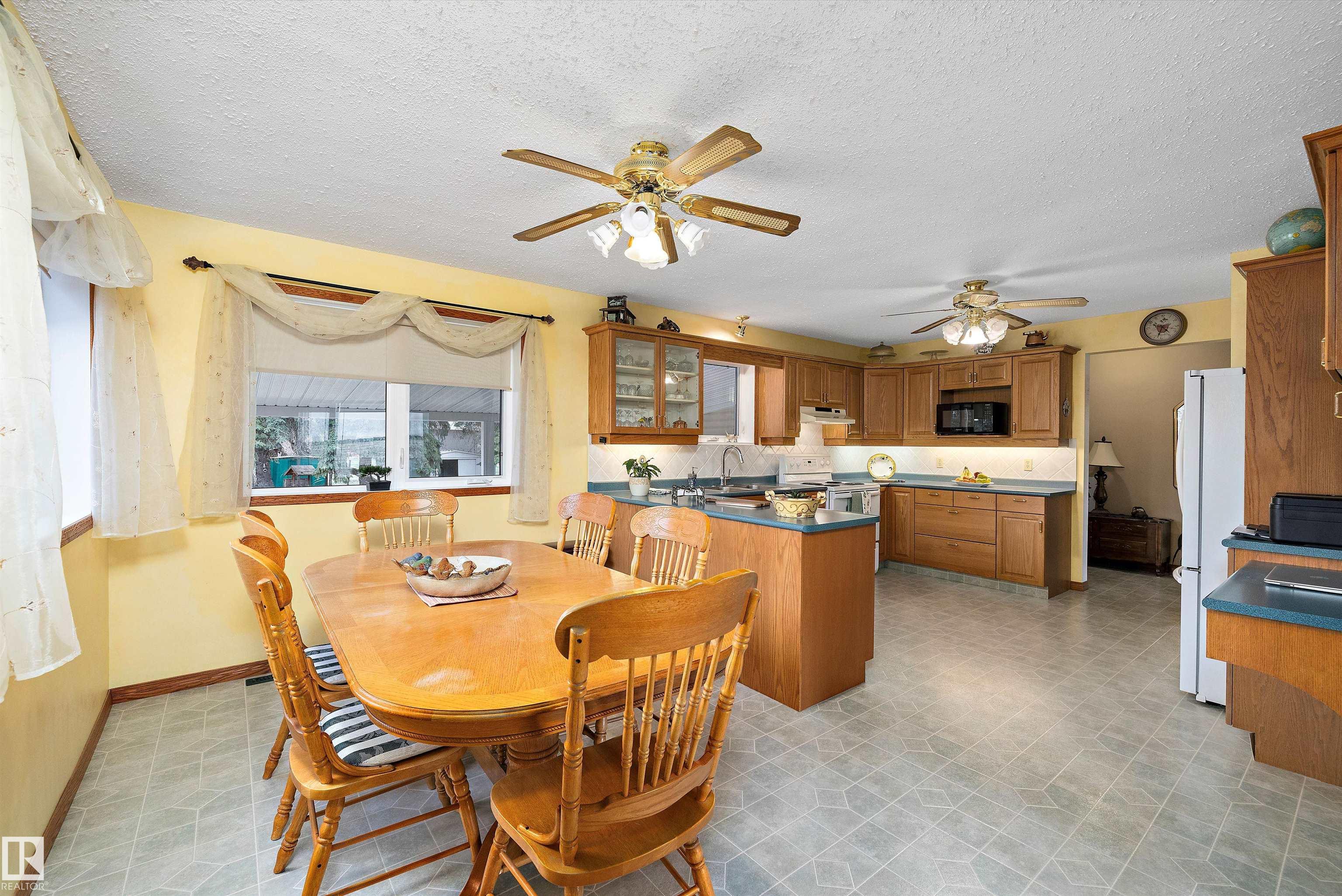 Photo 17 at 55518 Rge Road 250, None, Rural Sturgeon County