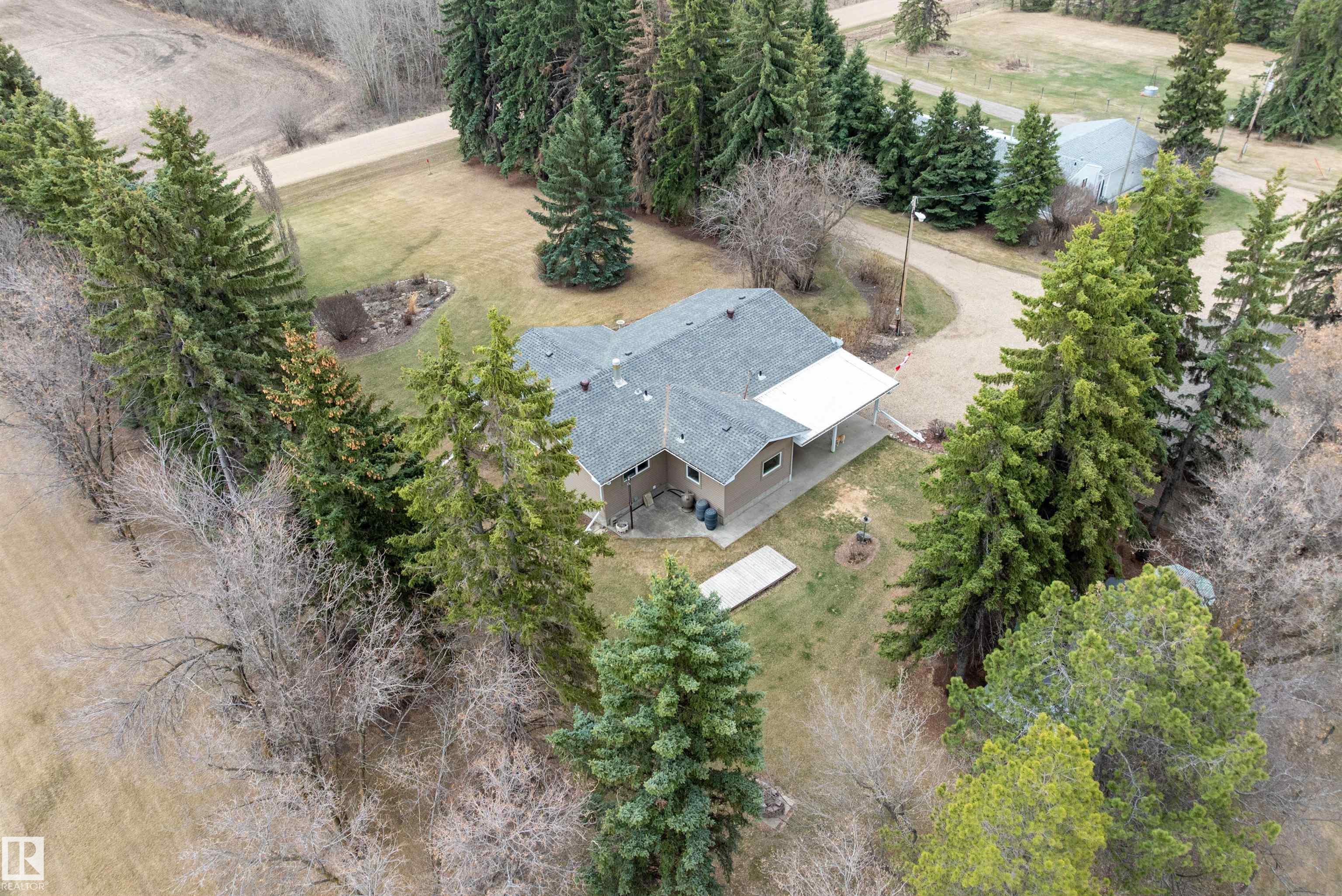 Photo 70 at 55518 Rge Road 250, None, Rural Sturgeon County