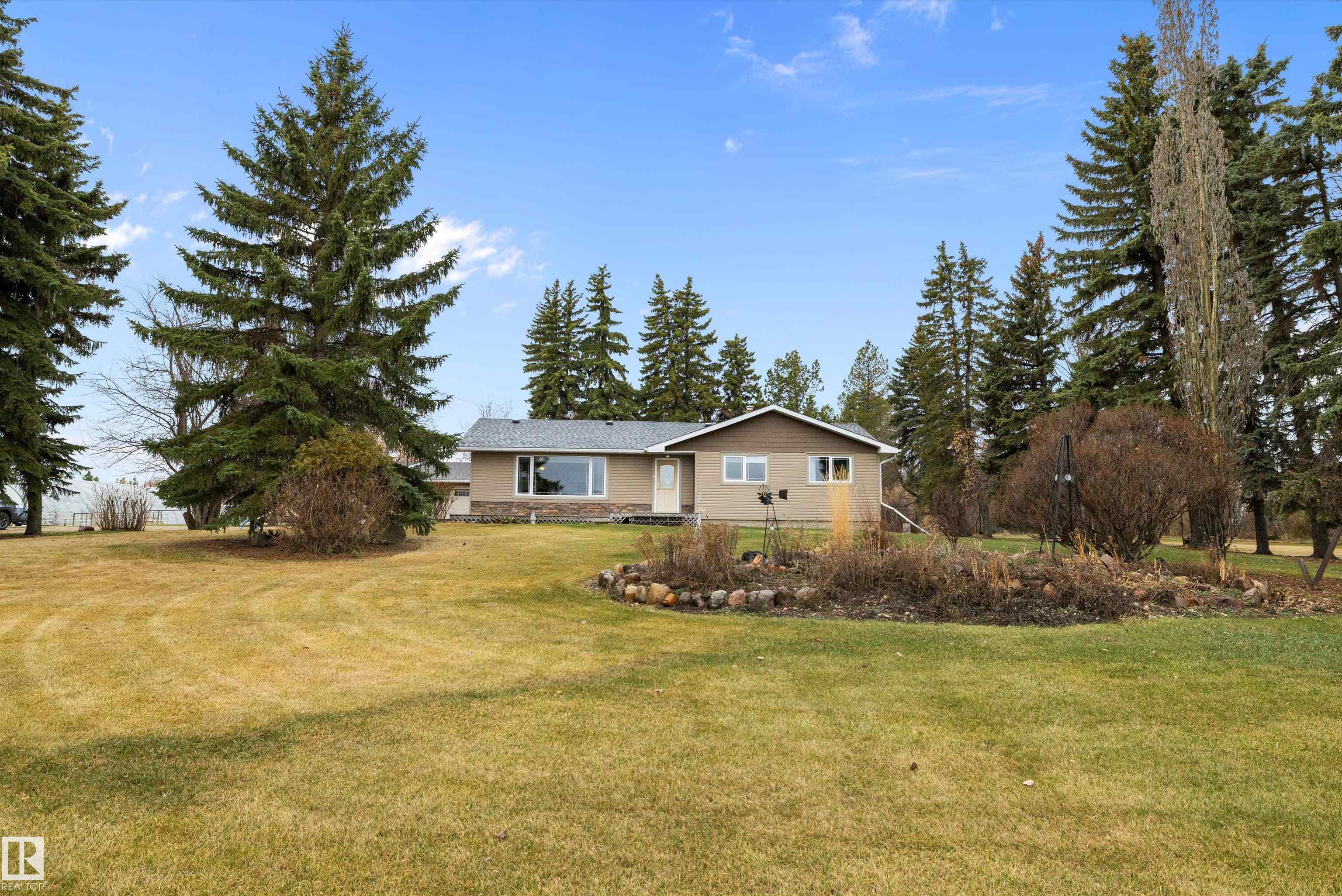 Photo 9 at 55518 Rge Road 250, None, Rural Sturgeon County