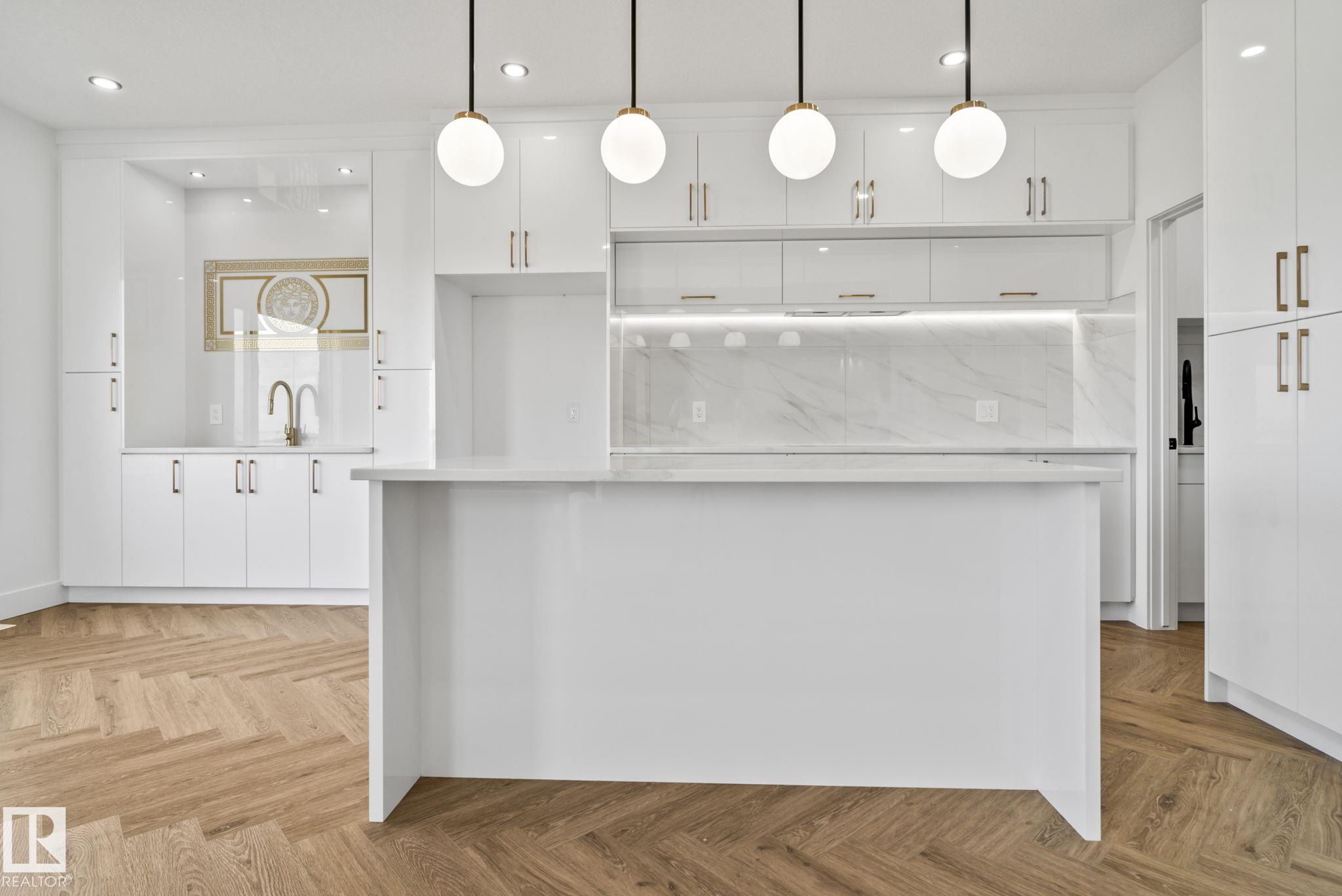 Photo 11 at 2904 1 Avenue SW, Alces, Edmonton