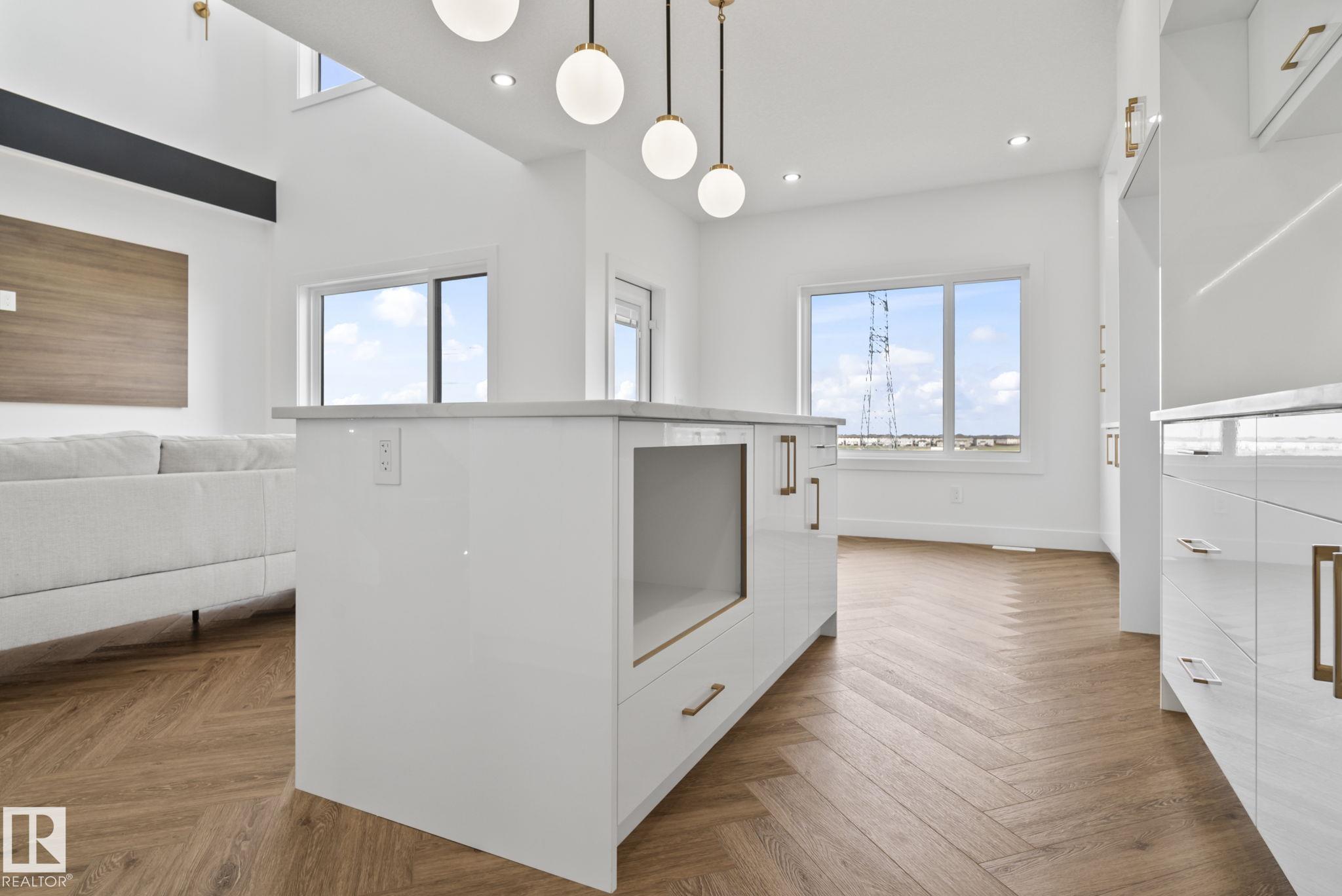 Photo 19 at 2904 1 Avenue SW, Alces, Edmonton