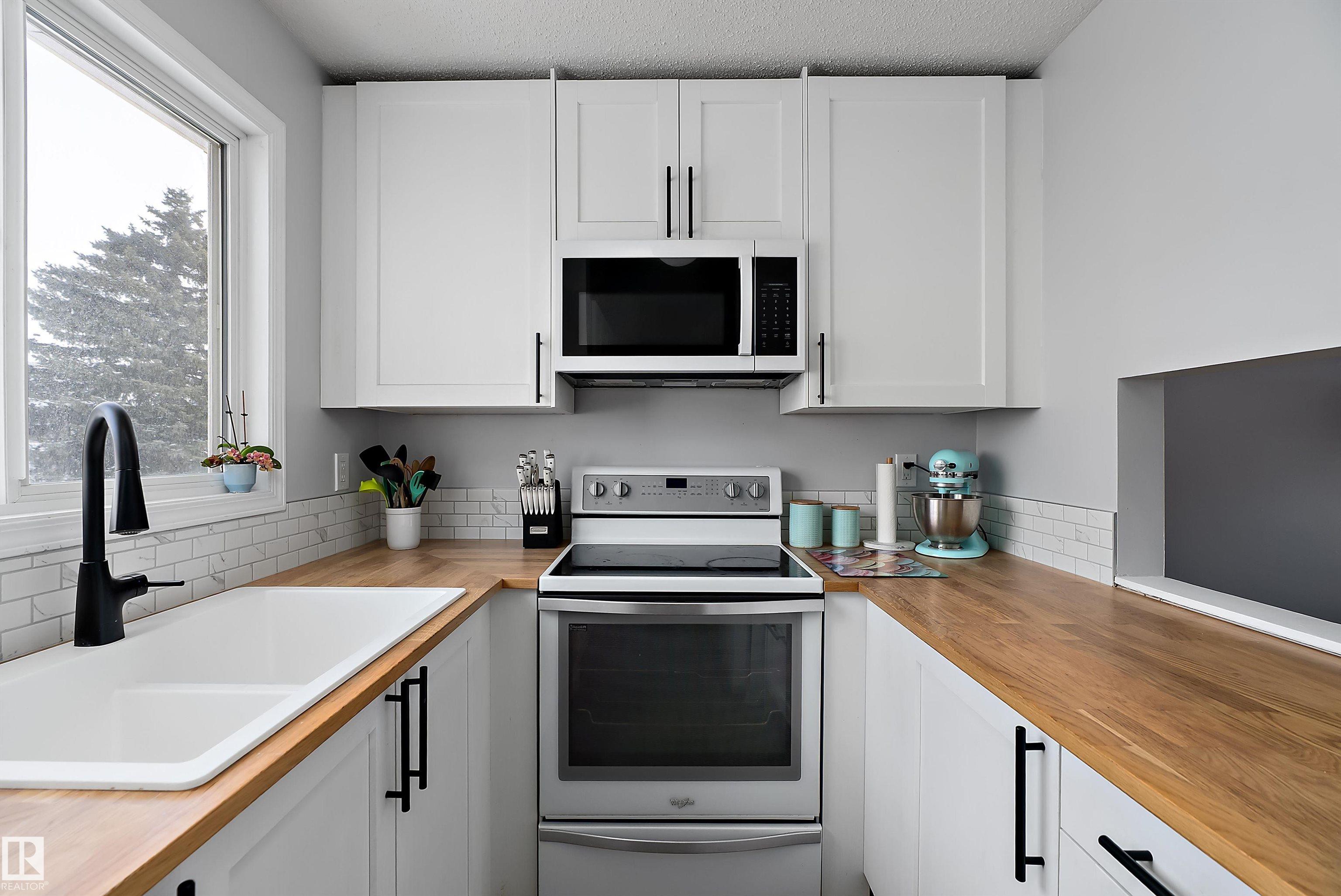 Picture for 14462 56 ST NW