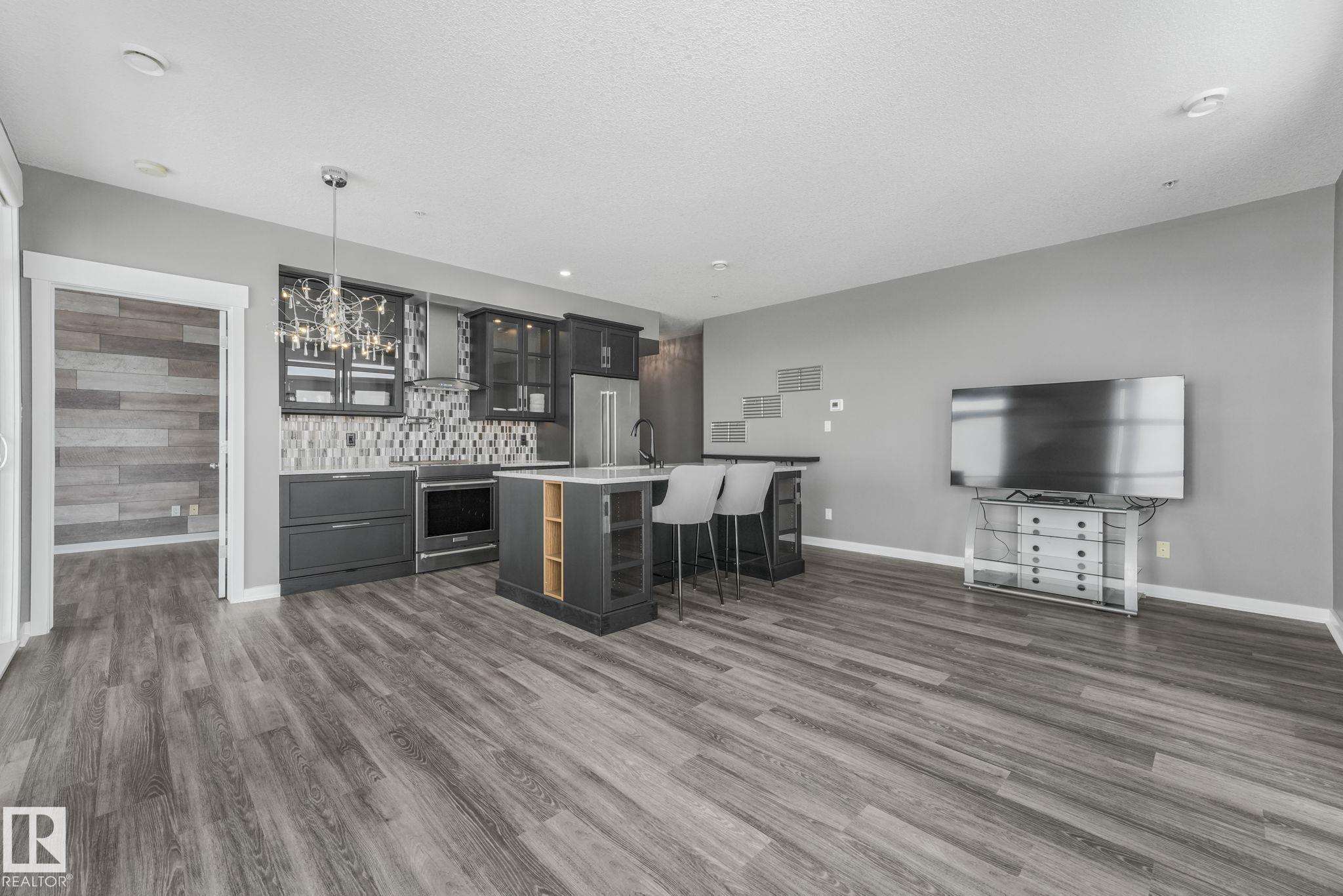 Photo 22 at 412 - 10518 113 Street NW, Queen Mary Park, Edmonton