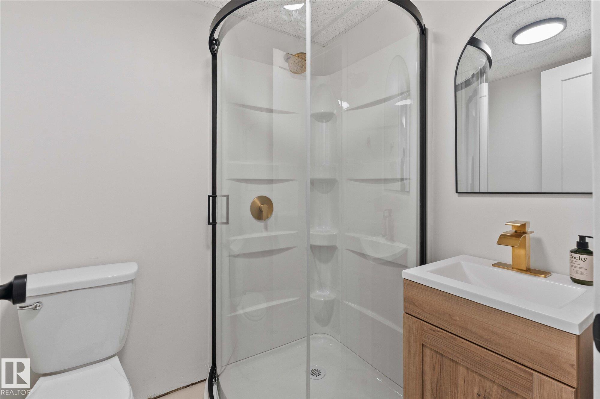 Photo 33 at 54027 Hwy 43, None, Rural Lac Ste. Anne County