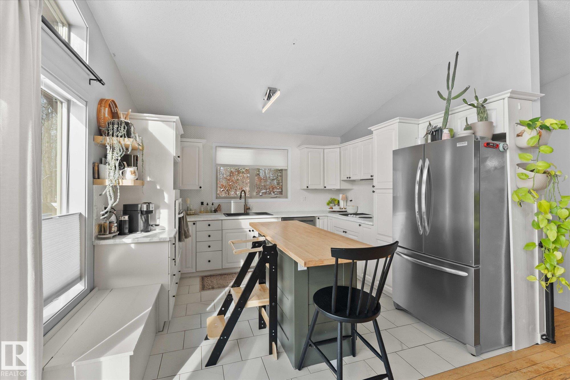 Photo 6 at 54027 Hwy 43, None, Rural Lac Ste. Anne County