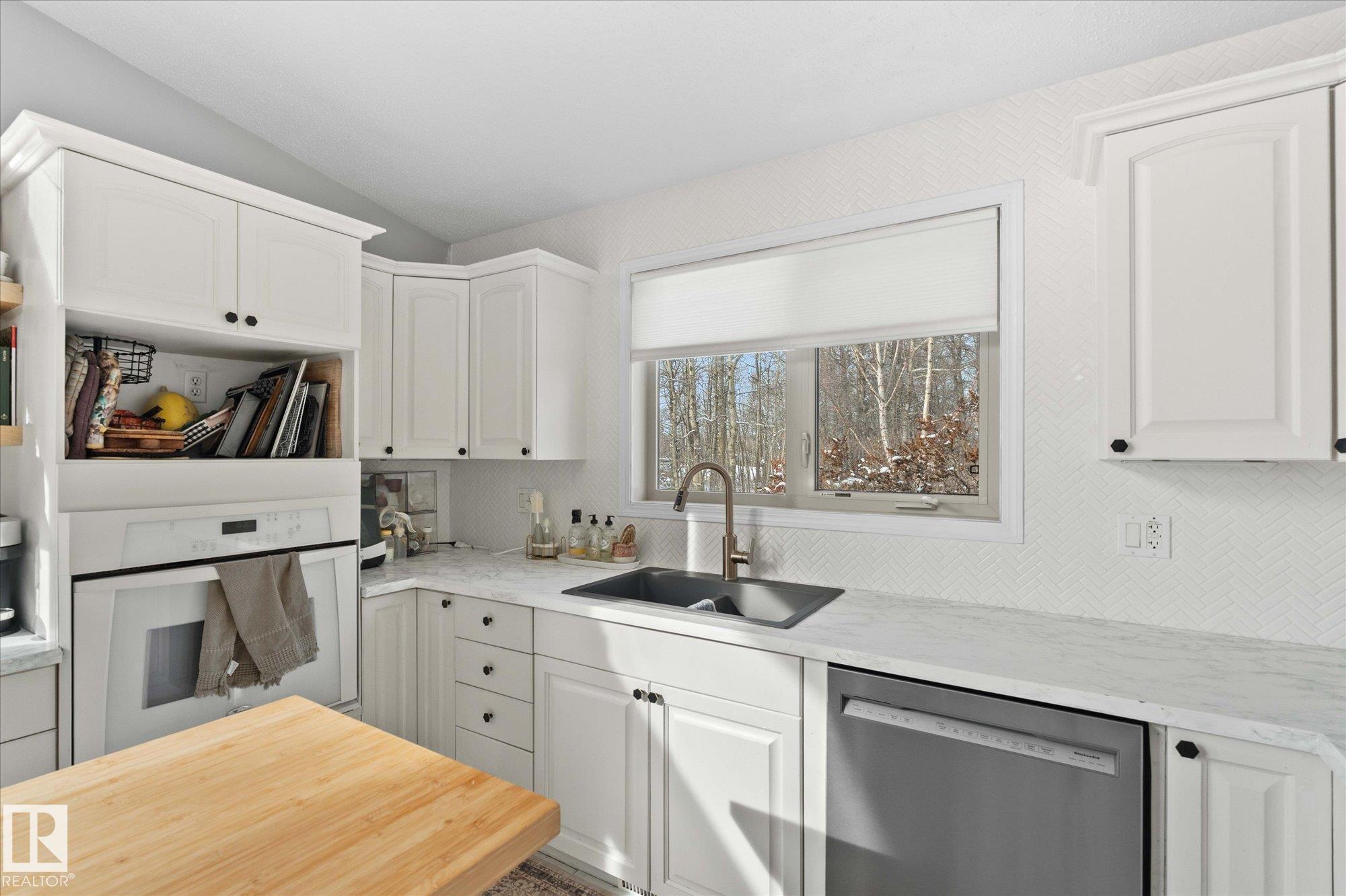 Photo 8 at 54027 Hwy 43, None, Rural Lac Ste. Anne County