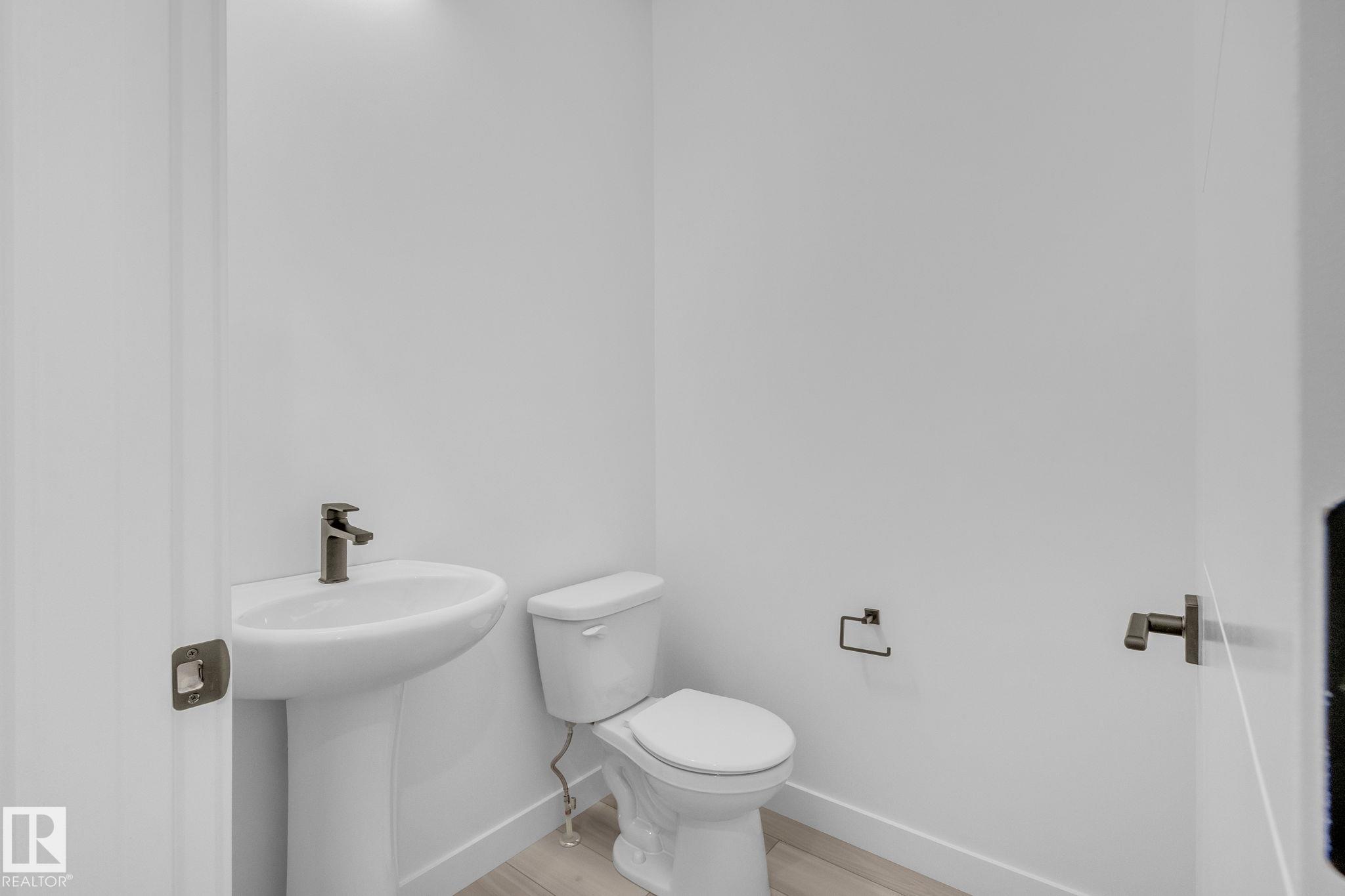 Photo 12 at 106 Royal Street, Riverside, St. Albert