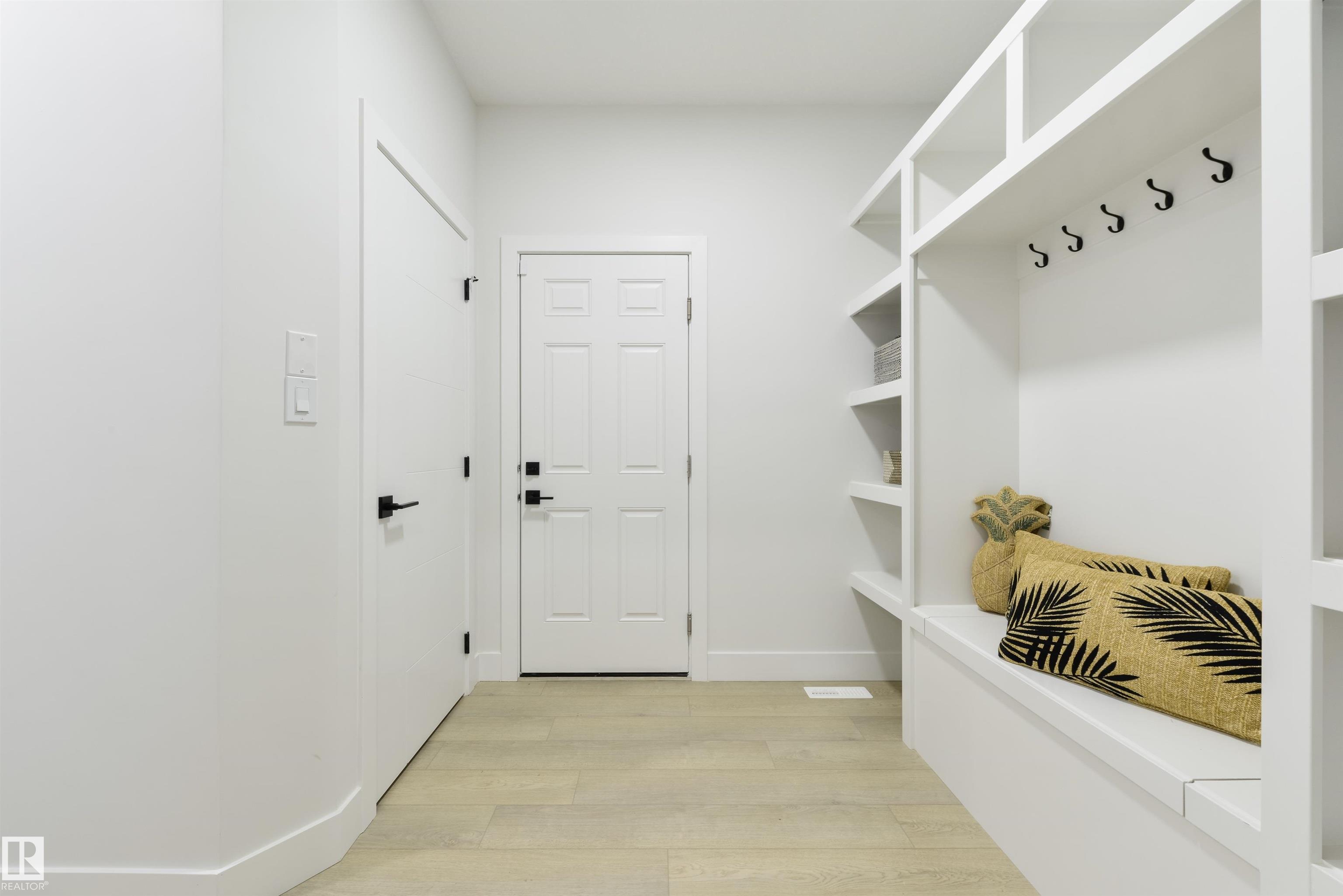 128 Ravenshire Wynd, Hillshire, Sherwood Park