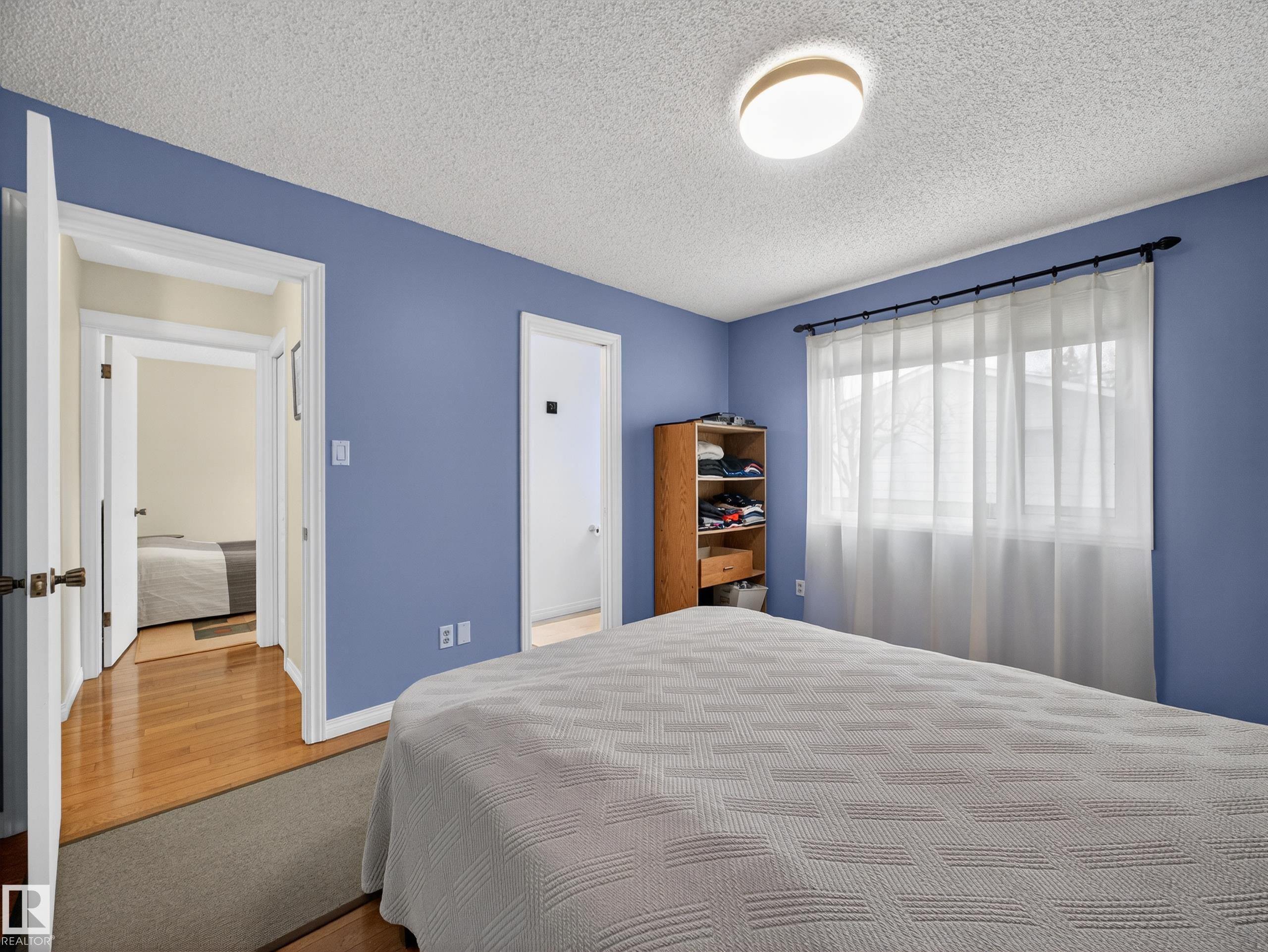 Photo 23 at 8906 83 Avenue NW, Bonnie Doon, Edmonton