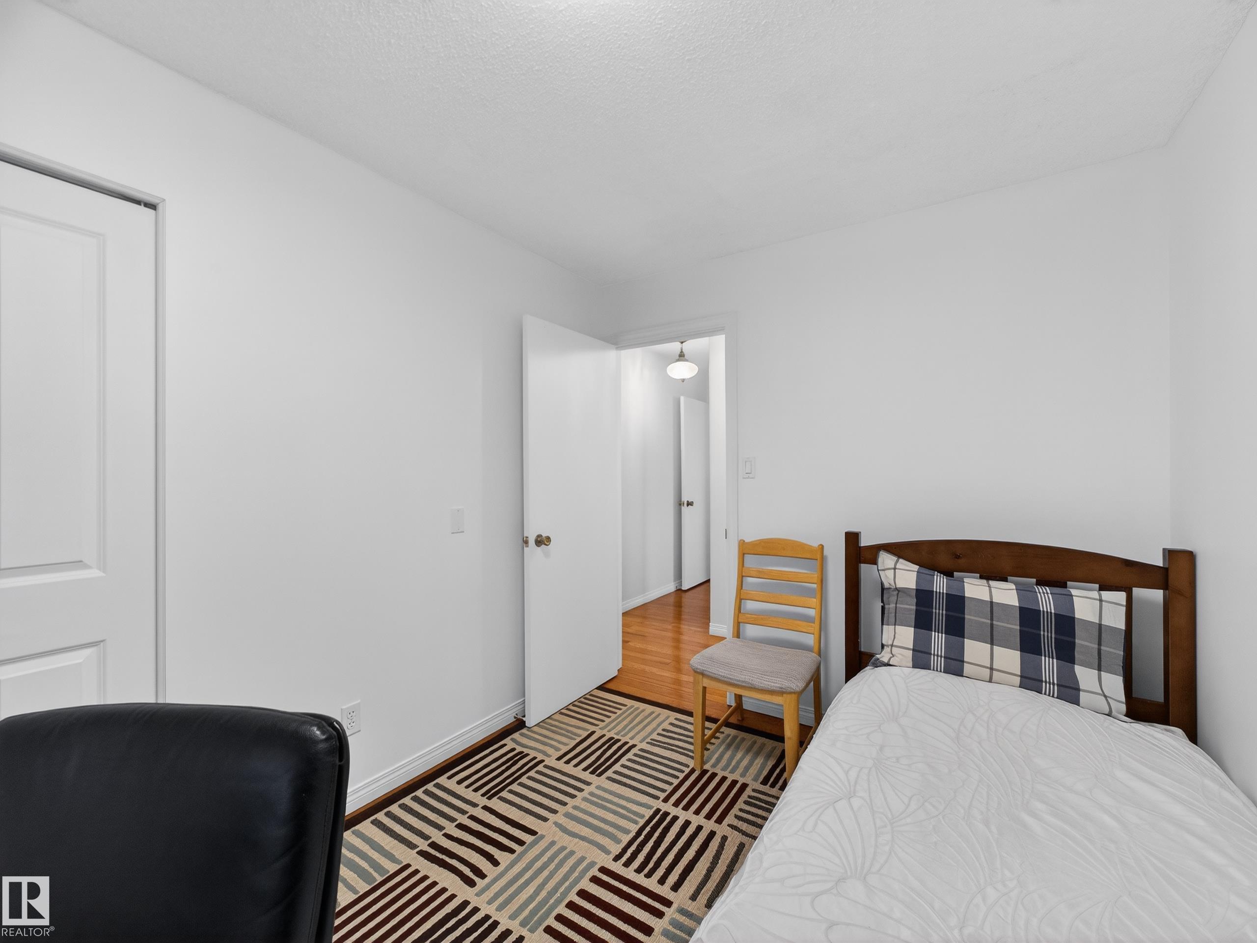 Photo 31 at 8906 83 Avenue NW, Bonnie Doon, Edmonton