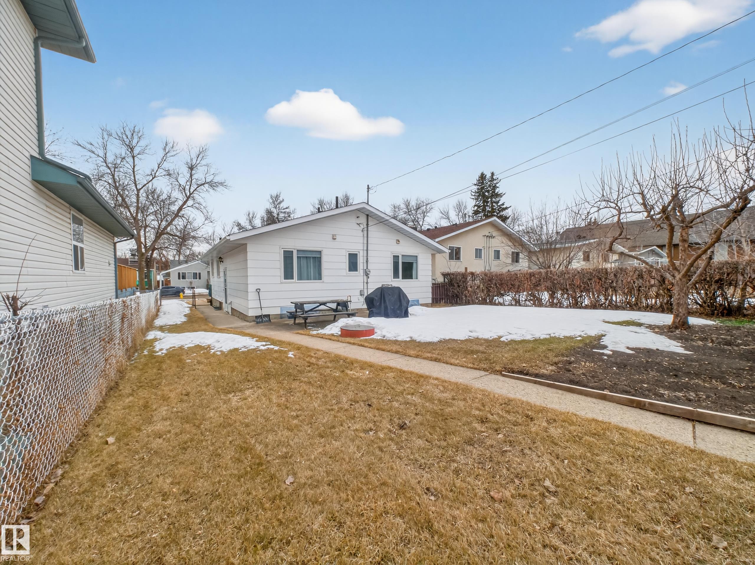 Photo 58 at 8906 83 Avenue NW, Bonnie Doon, Edmonton