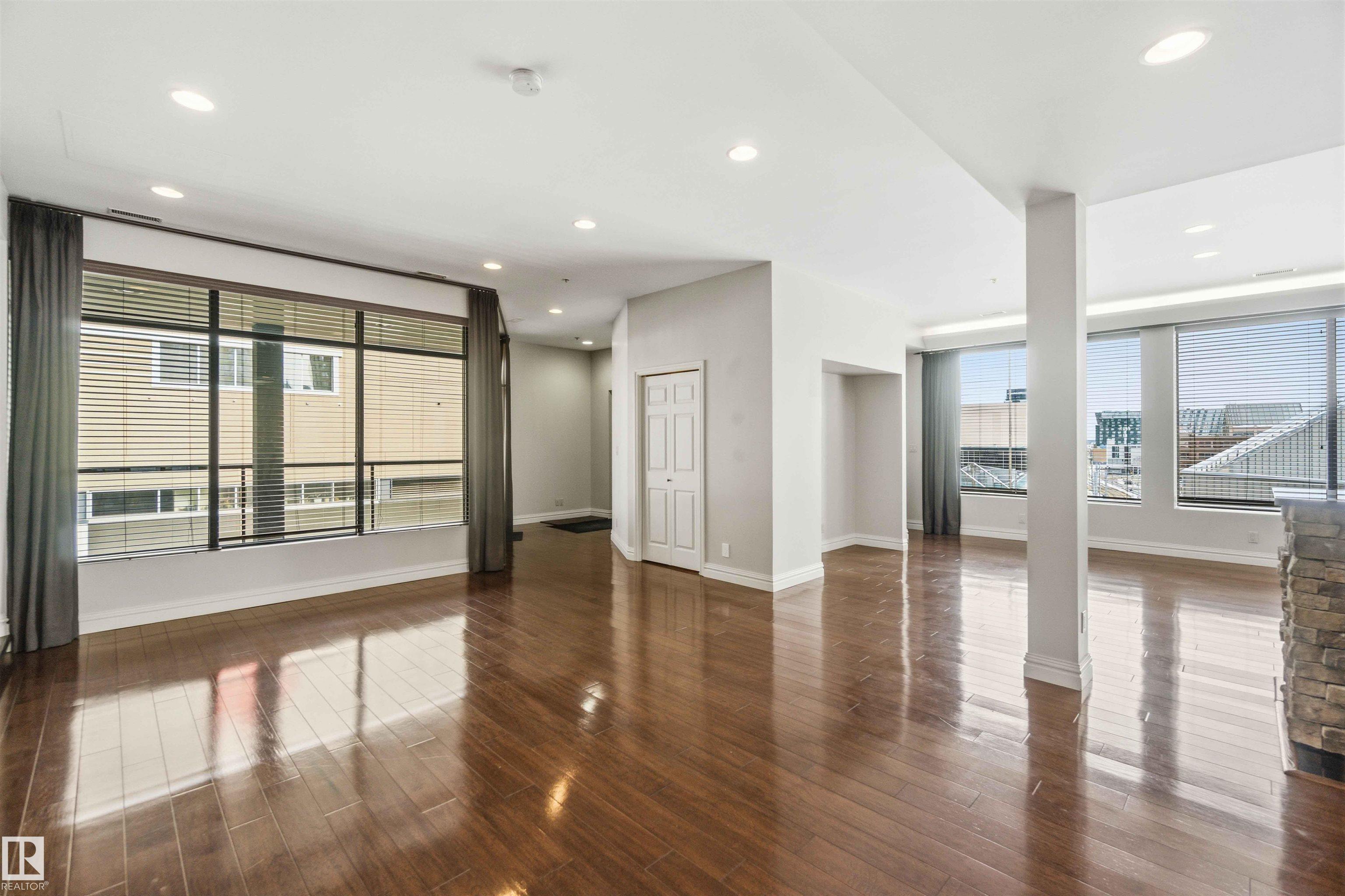 Photo 16 at 401 - 10009 102 Avenue NW, Downtown, Edmonton