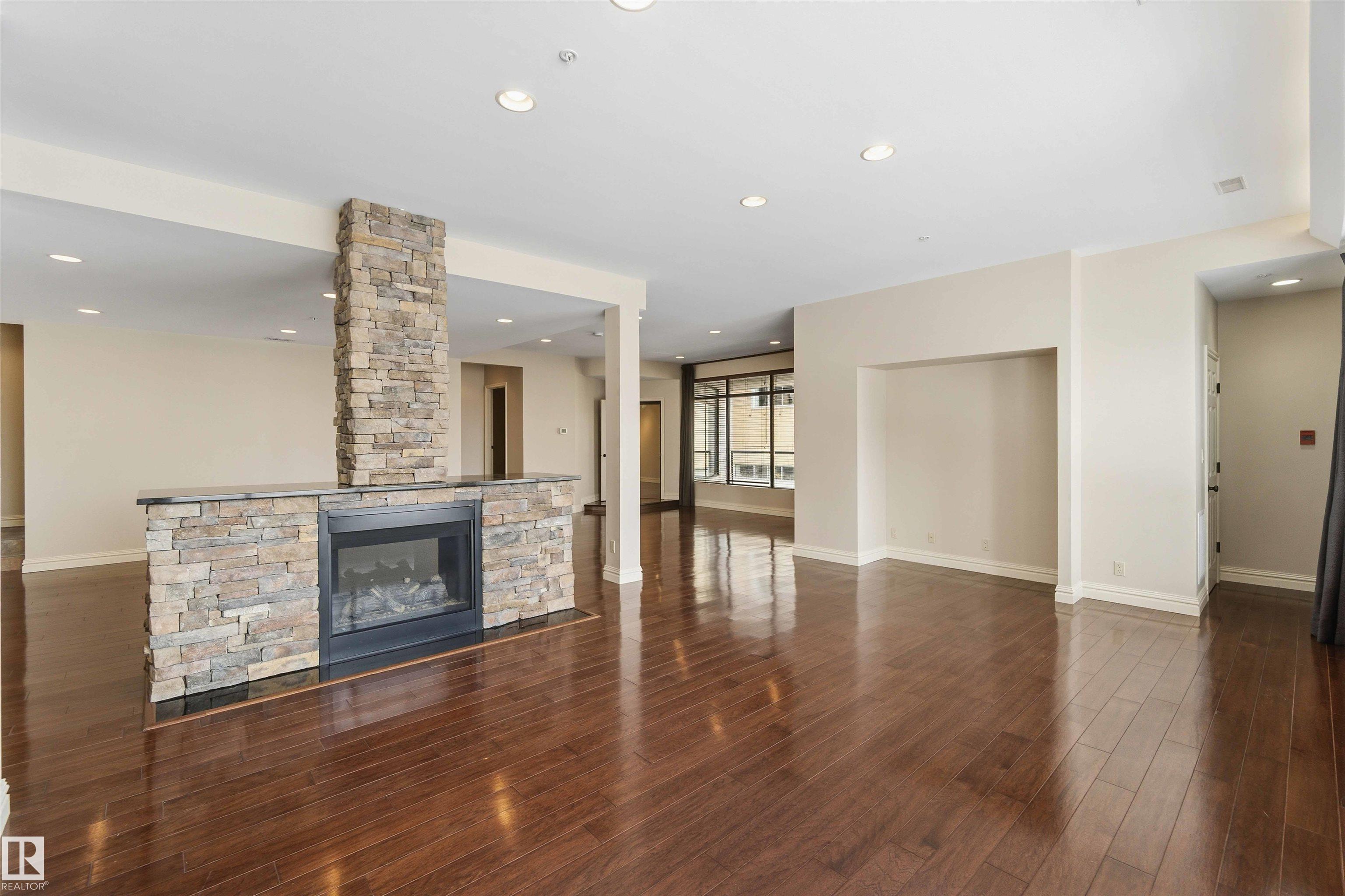 Photo 22 at 401 - 10009 102 Avenue NW, Downtown, Edmonton