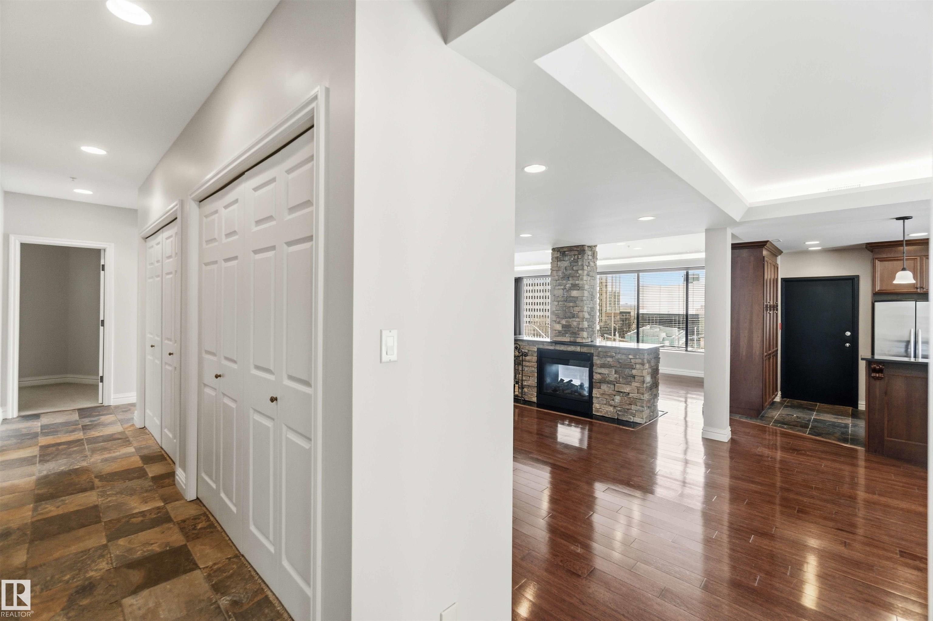 Photo 24 at 401 - 10009 102 Avenue NW, Downtown, Edmonton