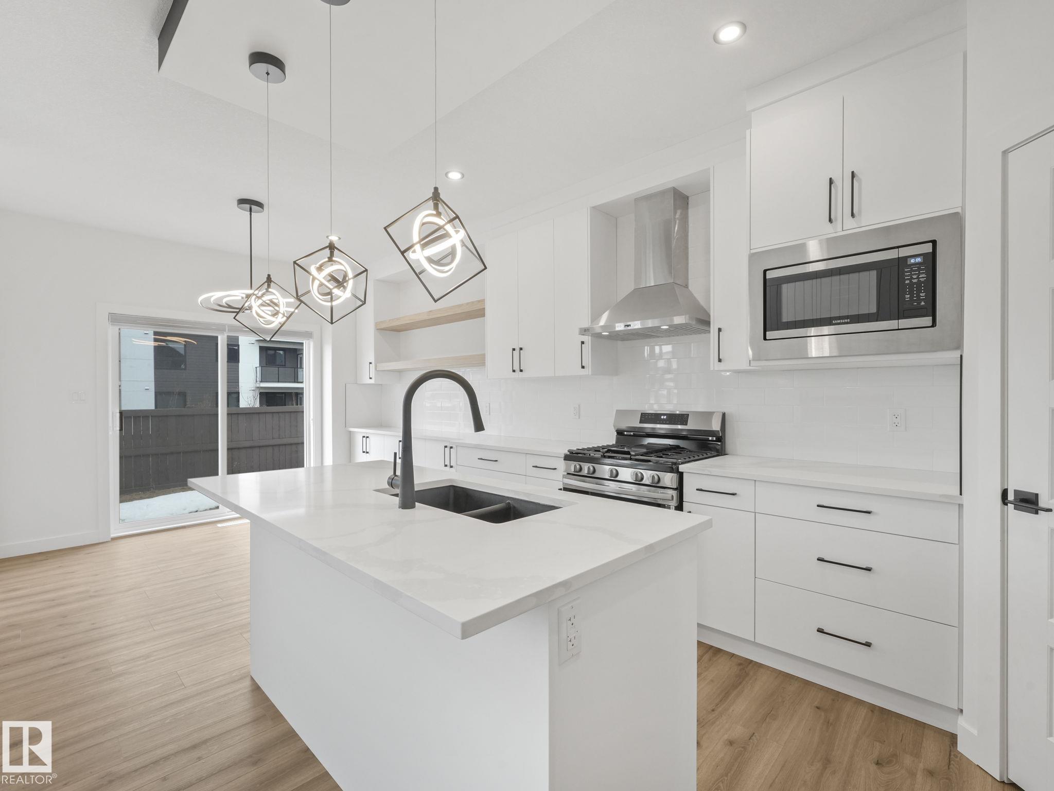 Photo 16 at 2423 205 Street NW, The Uplands, Edmonton