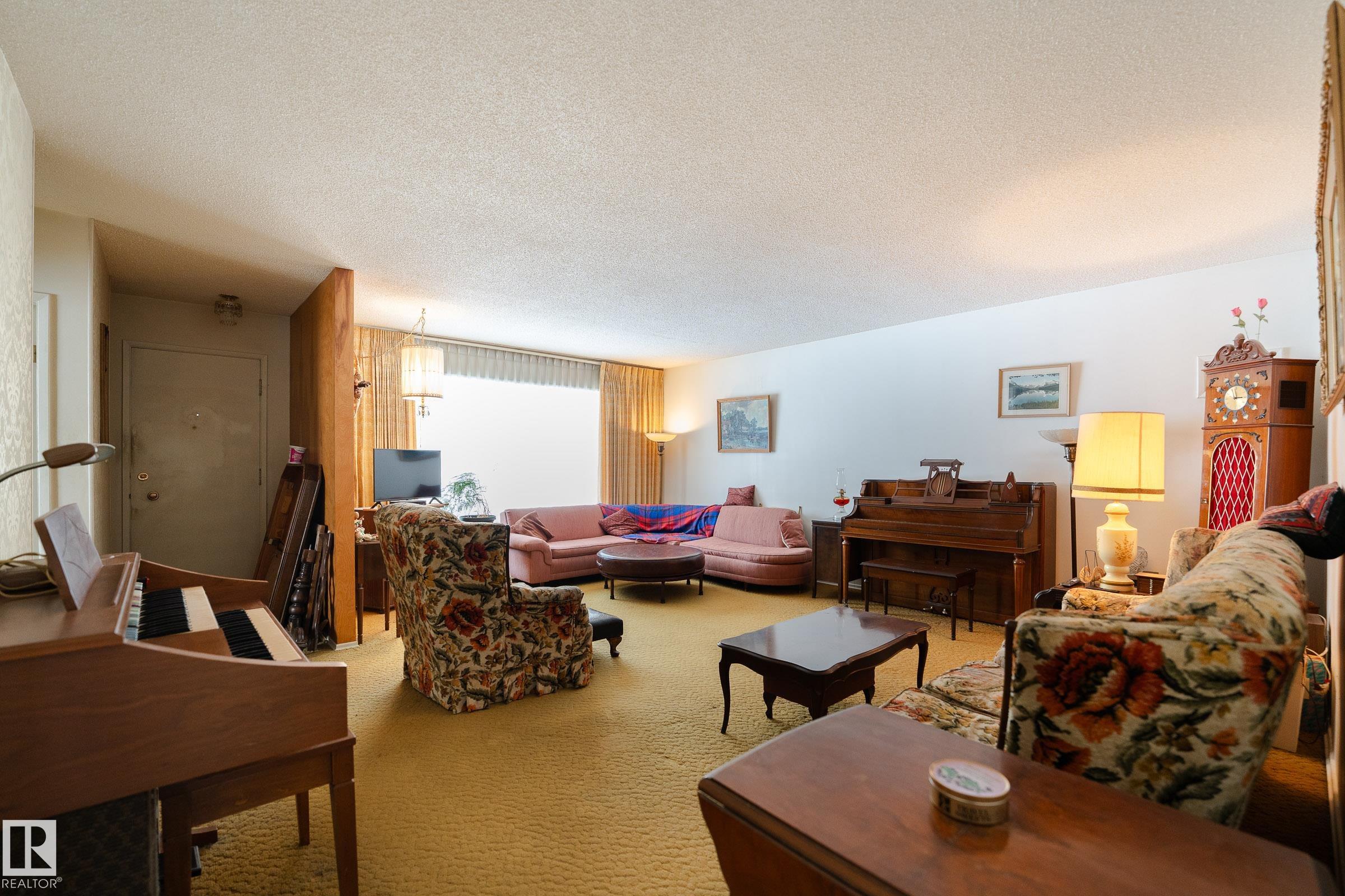 Picture for 10986 132 ST NW