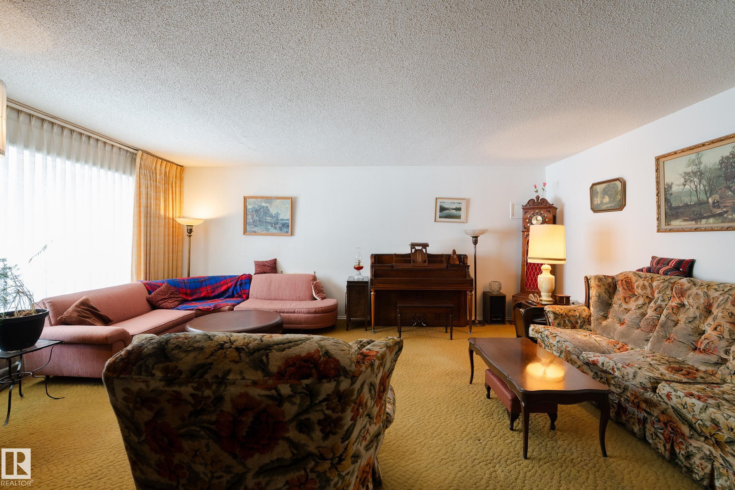 Picture for 10986 132 ST NW