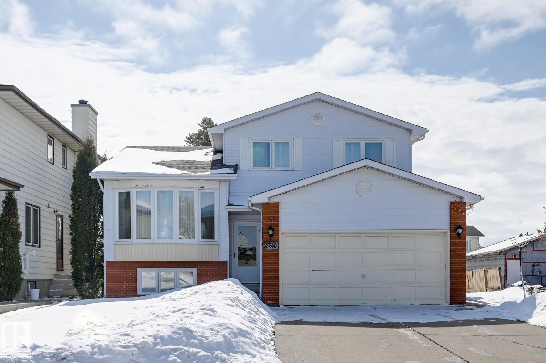 8507 152b Avenue NW, Evansdale, Edmonton