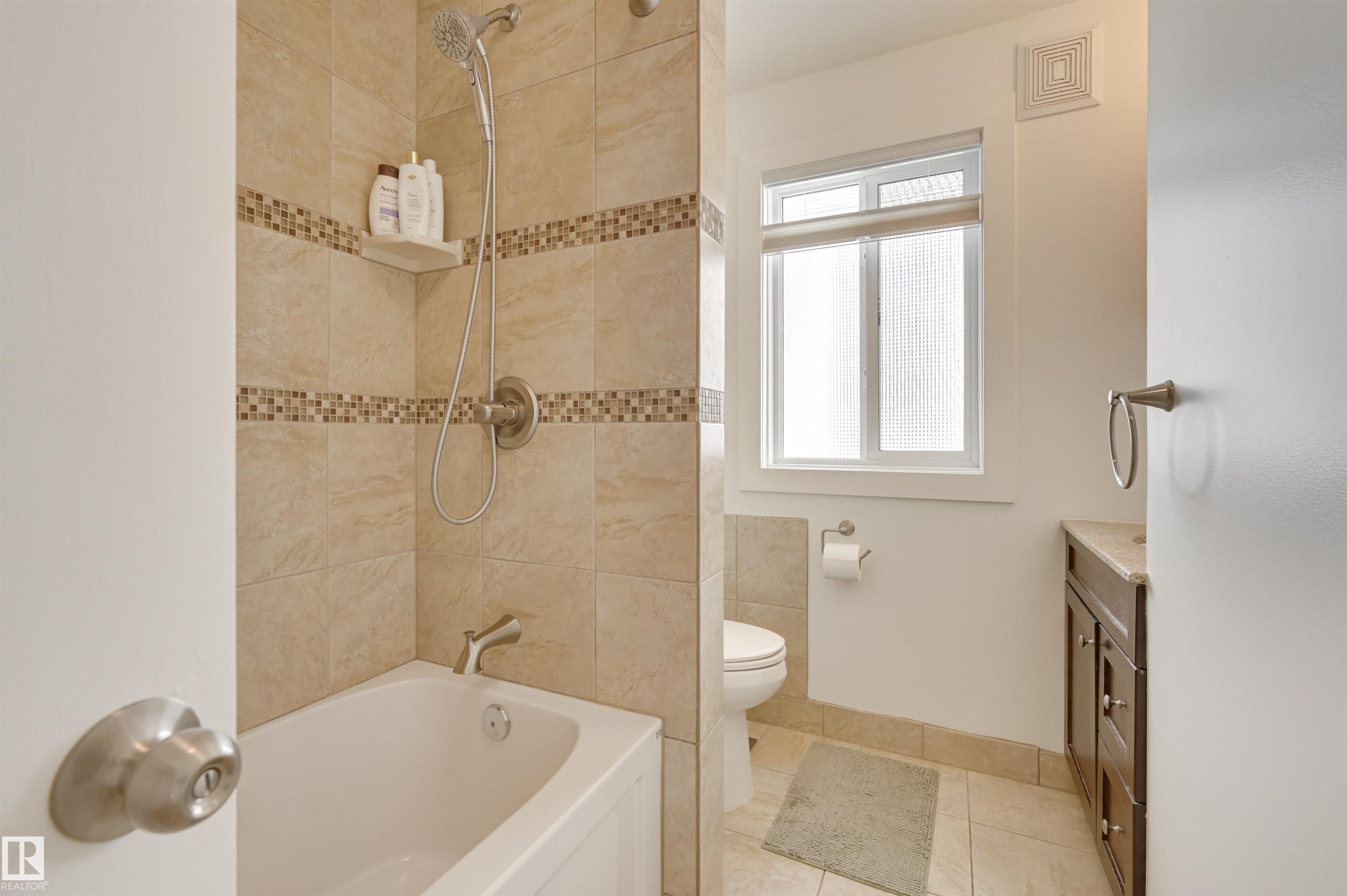 Photo 33 at 11116 52 Street NW, Highlands, Edmonton