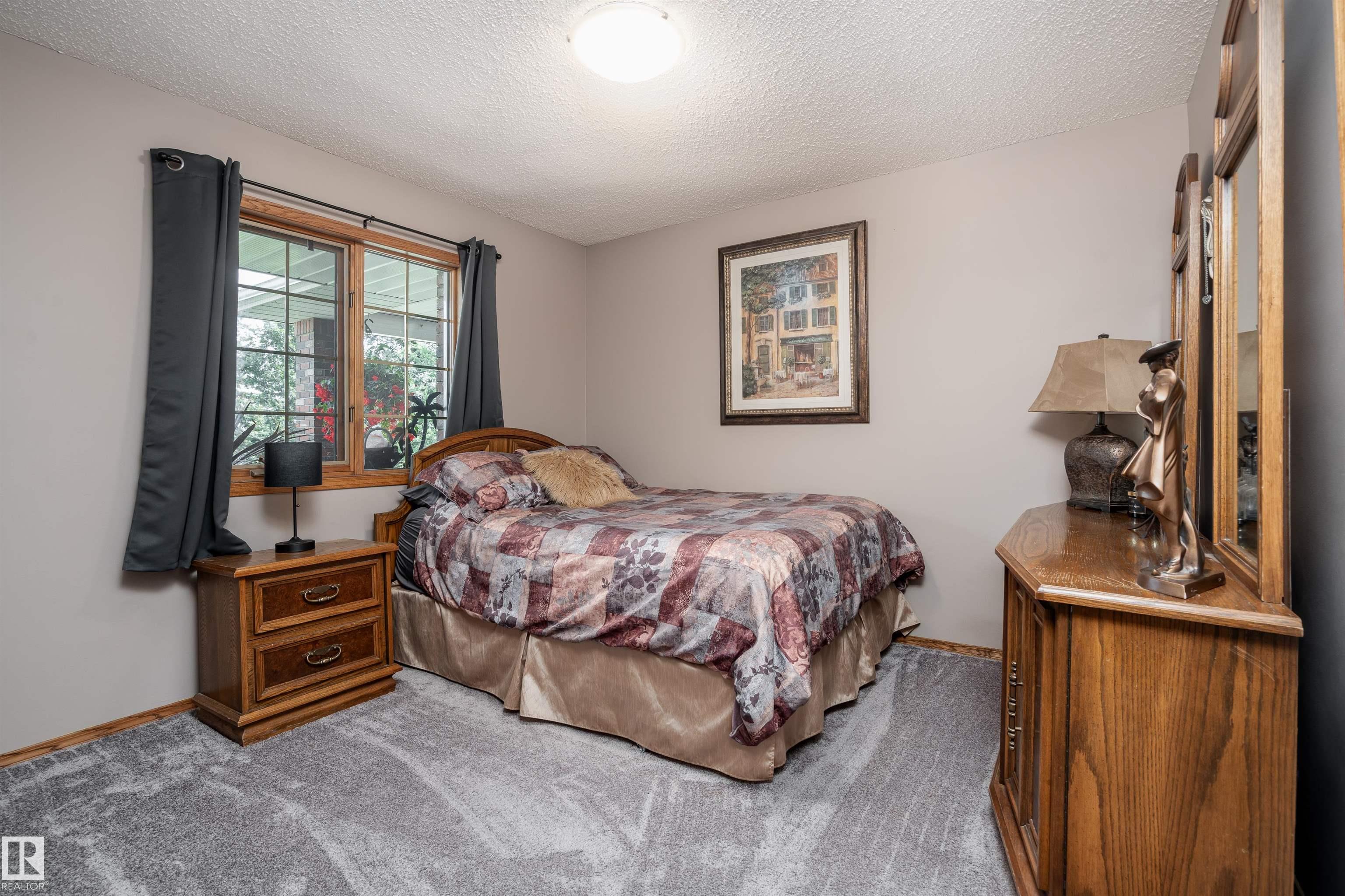 Photo 20 at 54224 Rge Road 245, Glenview Acres, Rural Sturgeon County