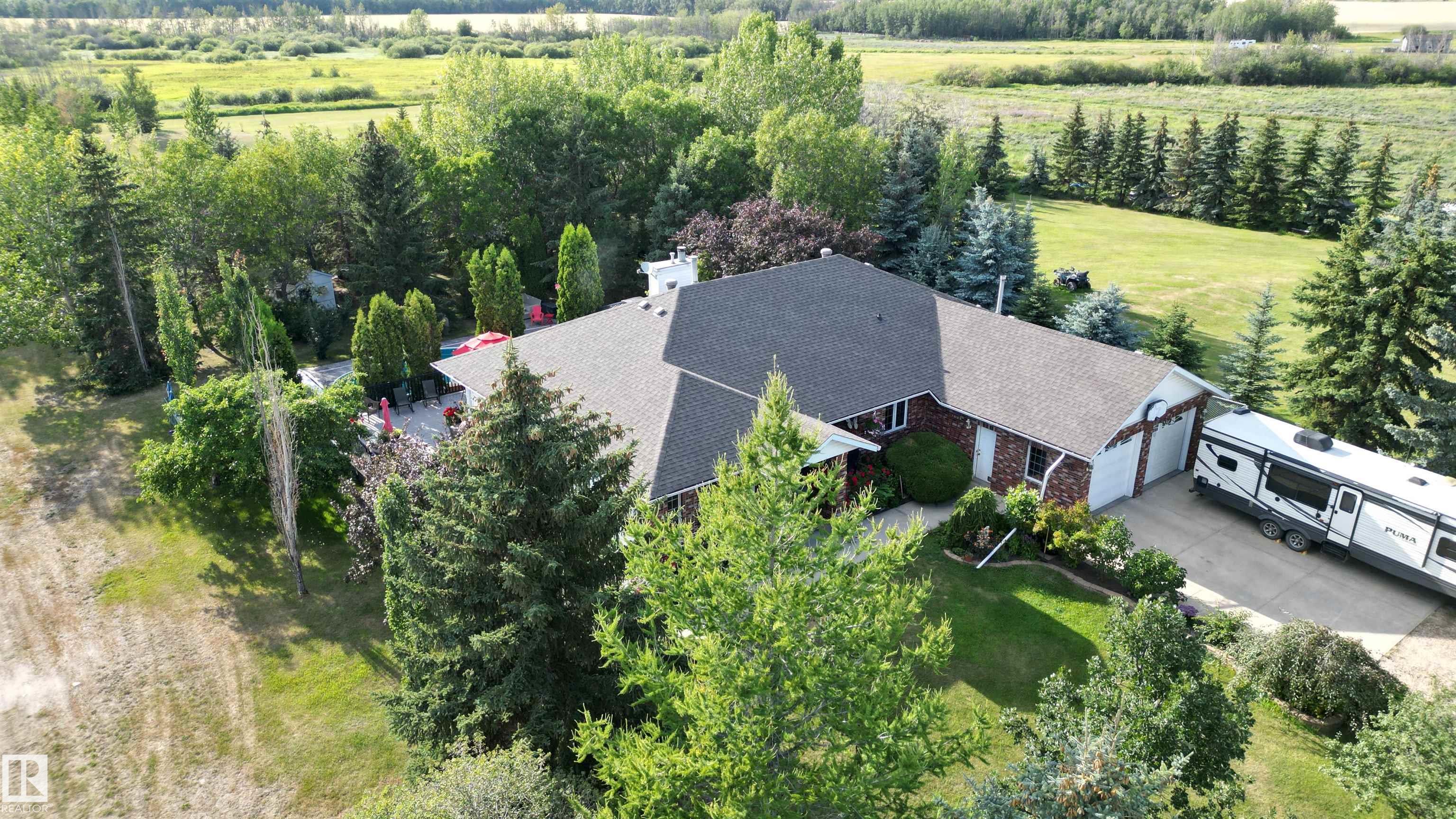 Photo 70 at 54224 Rge Road 245, Glenview Acres, Rural Sturgeon County