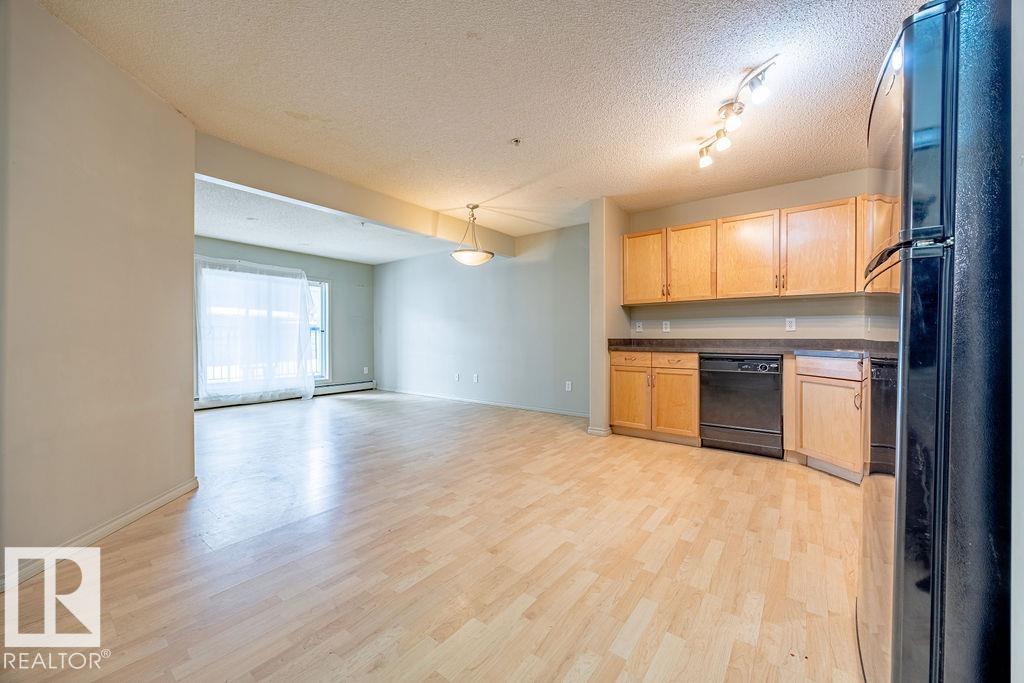 Picture for #122 646 MCALLISTER LO SW