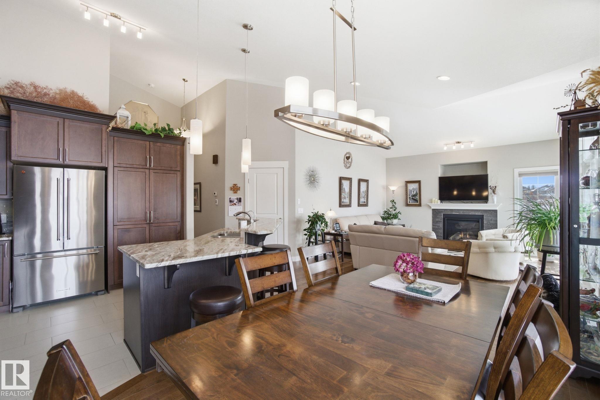 Photo 11 at 16 - 3090 Cameron Heights Way NW, Cameron Heights, Edmonton