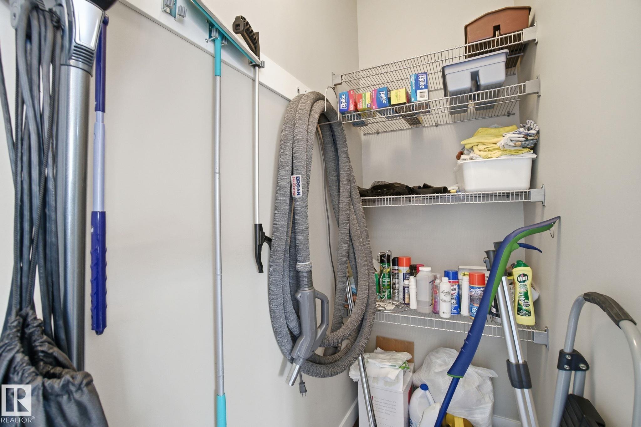 Photo 16 at 16 - 3090 Cameron Heights Way NW, Cameron Heights, Edmonton