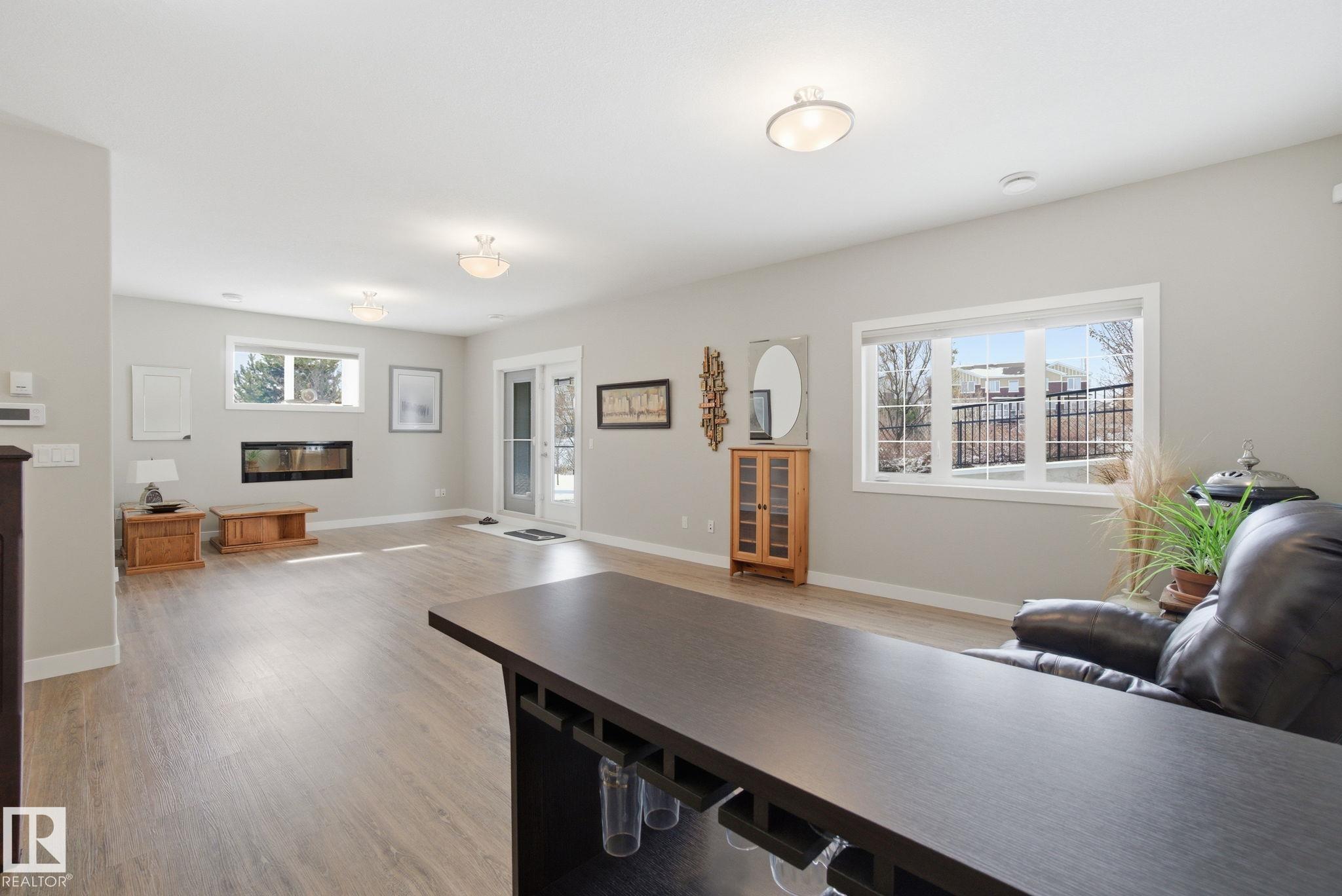 https://zimg.paragon.ice.com/ParagonImages/Property/PM/RAE/225392487/35/0/0/de84bd5ffc2f81e2b66d63b63dd604c9/1/717fe9429a39329a926c1bb406798d7c/225392487-24e481fd-a326-4949-a745-9eaddb877914.JPG