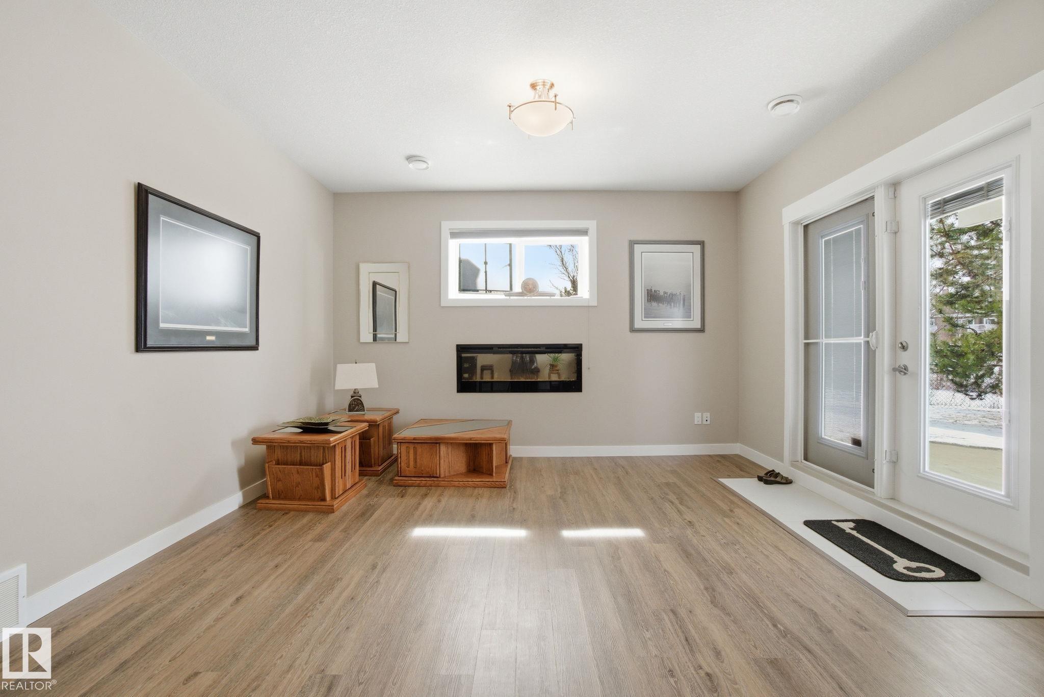 https://zimg.paragon.ice.com/ParagonImages/Property/PM/RAE/225392487/36/0/0/c2b3f612312daab31890313cb04d3dd1/1/717fe9429a39329a926c1bb406798d7c/225392487-8b810da0-d6ee-45e1-9ba0-87fca4b96214.JPG
