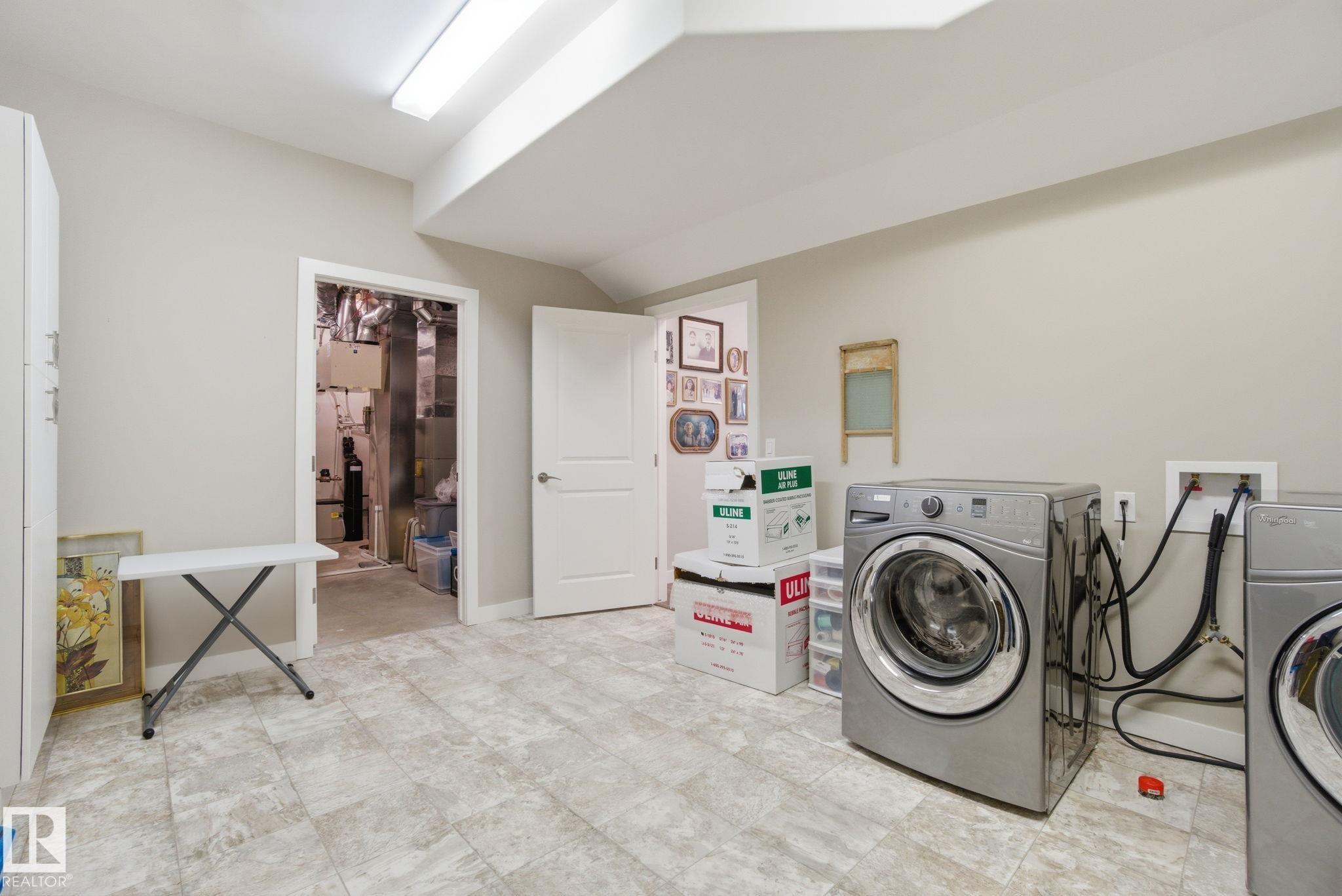 https://zimg.paragon.ice.com/ParagonImages/Property/PM/RAE/225392487/46/0/0/3c0e01b3998d33cc149d8713b83aa244/1/717fe9429a39329a926c1bb406798d7c/225392487-27c68c07-06bb-4b9a-ab00-1e13fe18ab7e.JPG