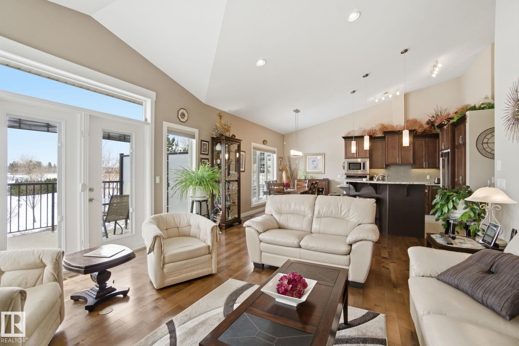 Photo 7 at 16 - 3090 Cameron Heights Way NW, Cameron Heights, Edmonton