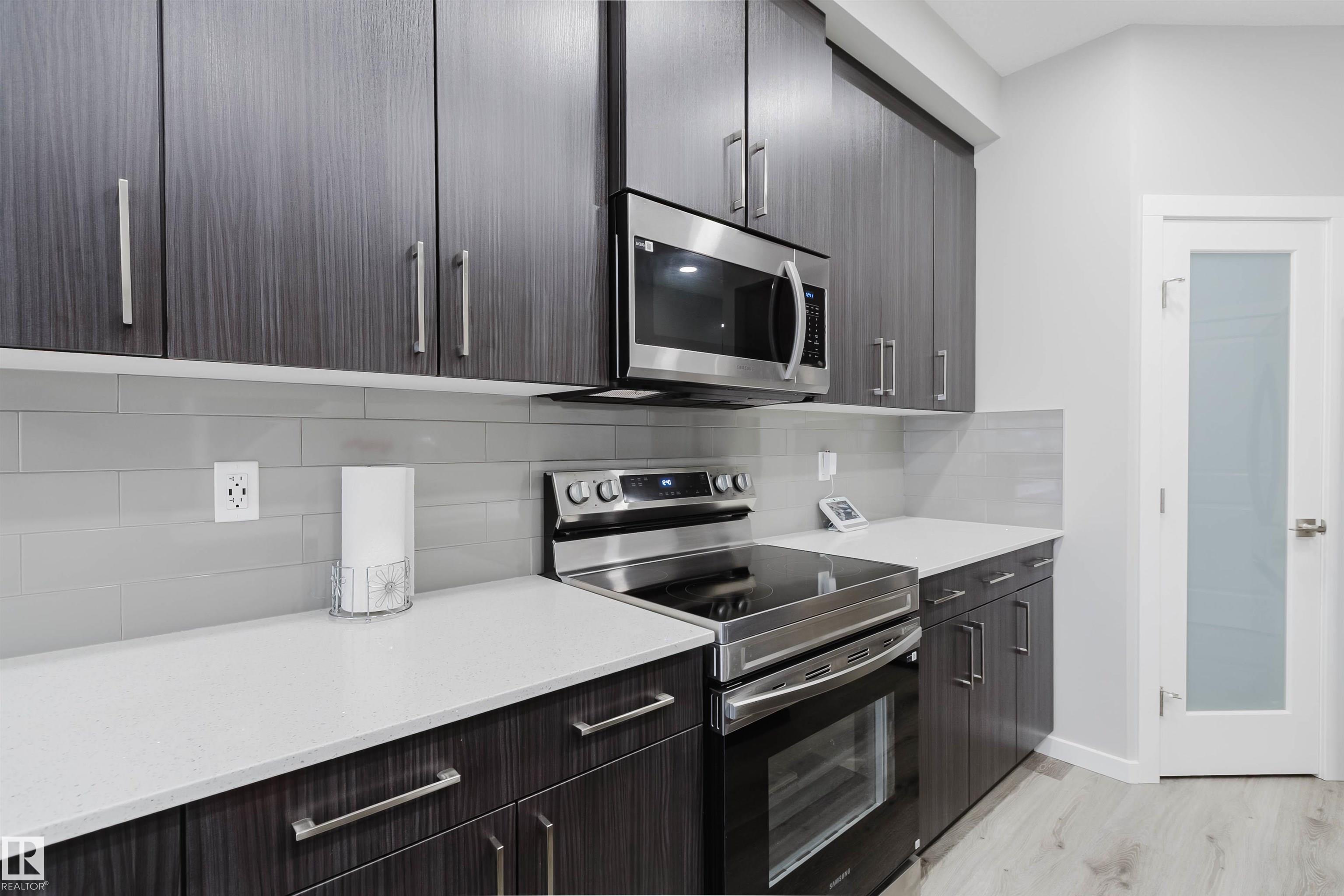 Photo 15 at 343 Edgemont Drive NW, Edgemont, Edmonton