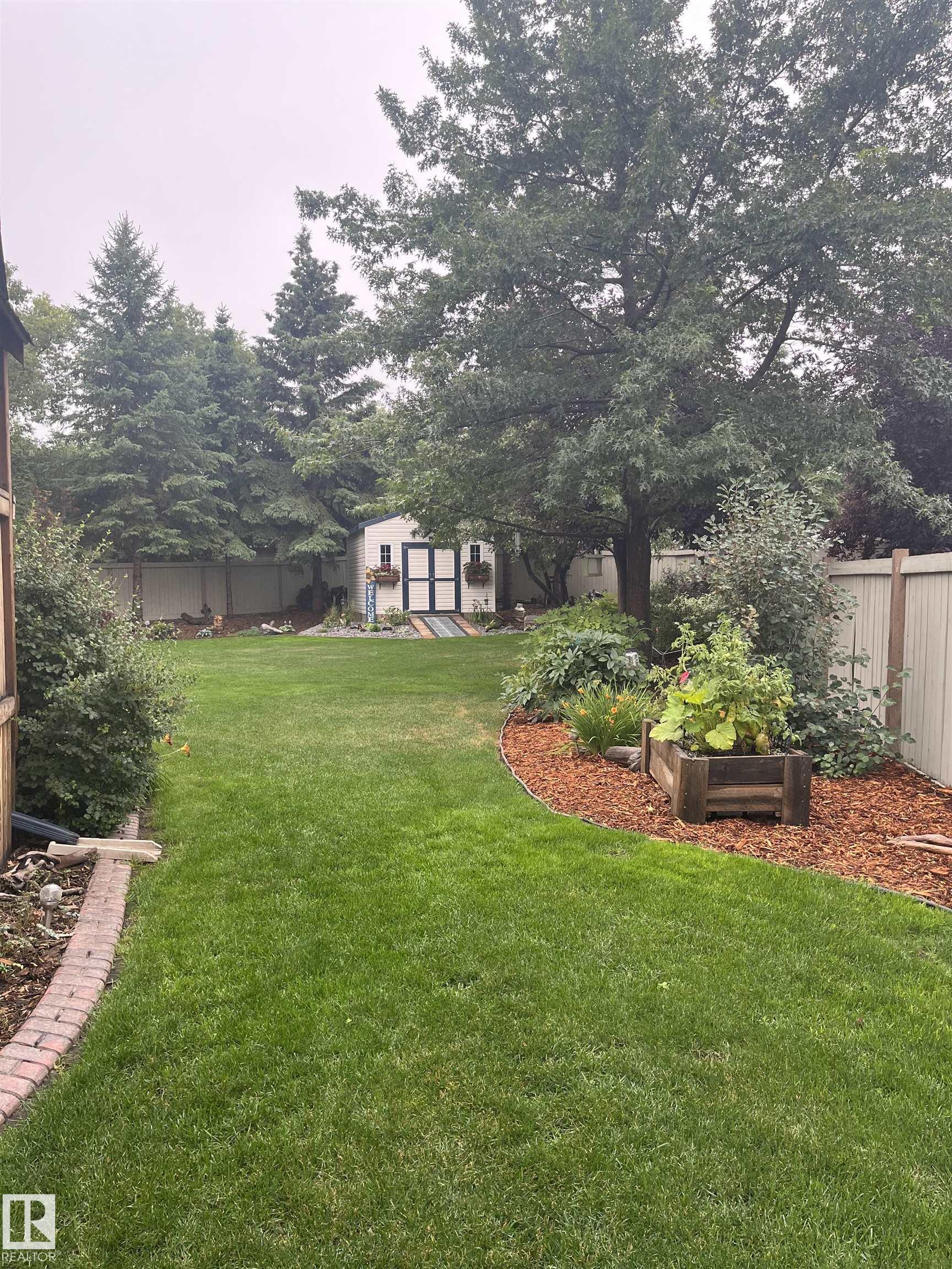 Photo 58 at 31 Lakewood Cove N, Lakewood, Spruce Grove