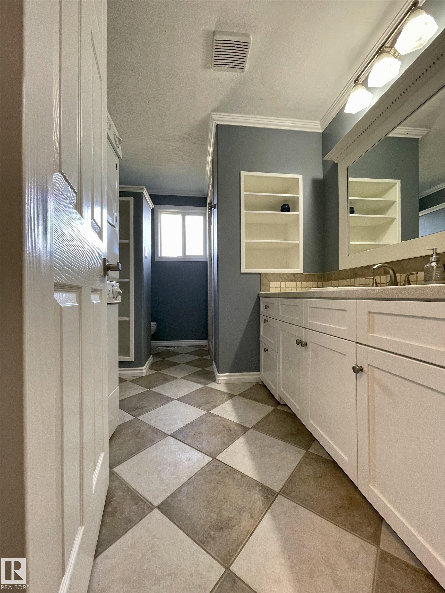 Photo 18 at 2401 Twp Road 524, Bergman Estates, Rural Parkland County