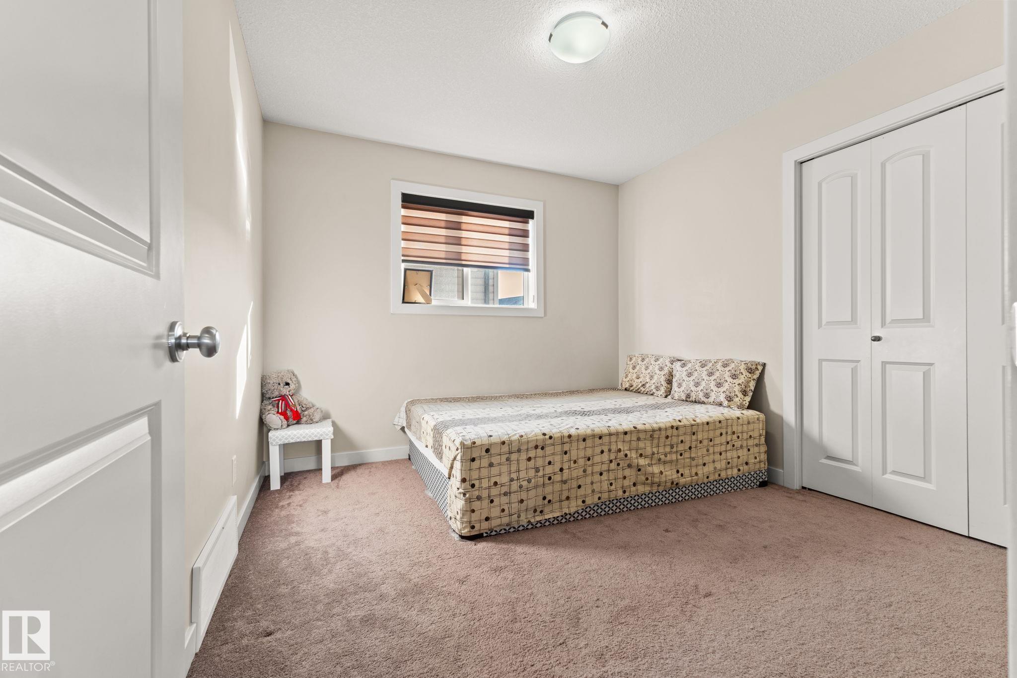 Photo 20 at 724 40 Avenue NW, Maple Crest, Edmonton