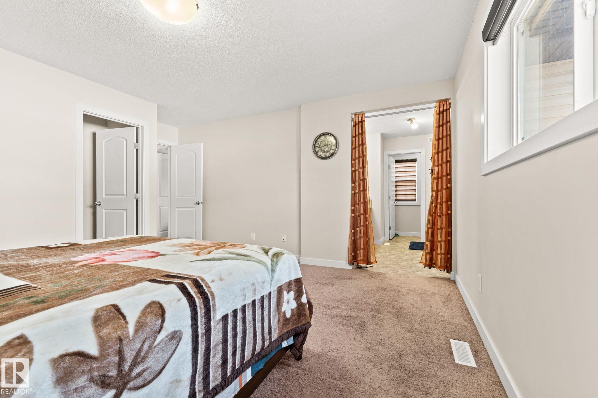 Photo 29 at 724 40 Avenue NW, Maple Crest, Edmonton