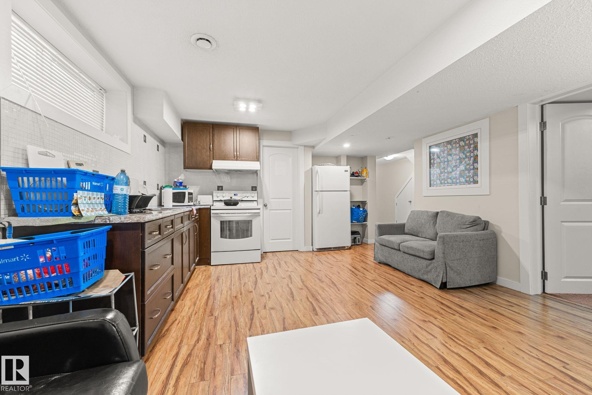 Photo 50 at 724 40 Avenue NW, Maple Crest, Edmonton