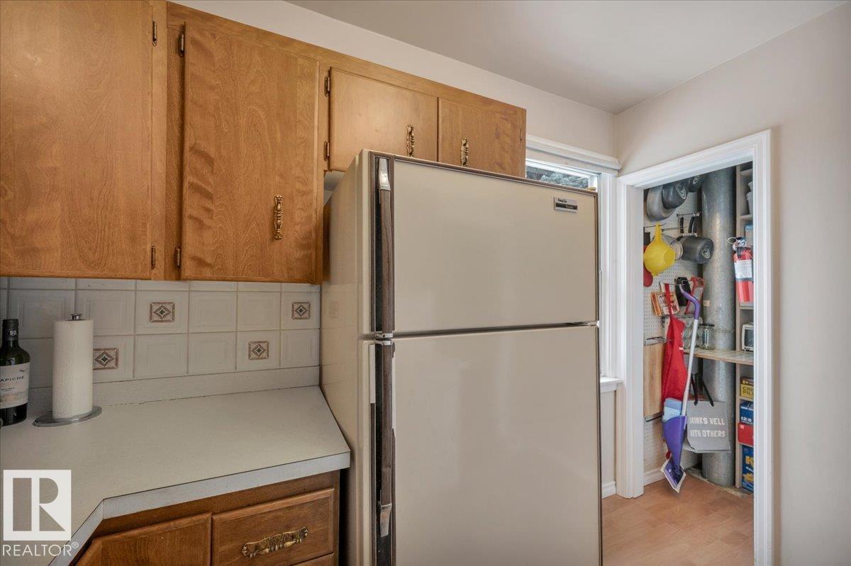 Photo 15 at 7934 81 Avenue NW, King Edward Park, Edmonton