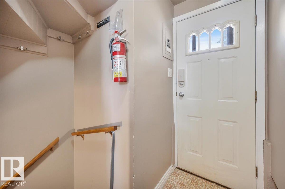 Photo 22 at 7934 81 Avenue NW, King Edward Park, Edmonton