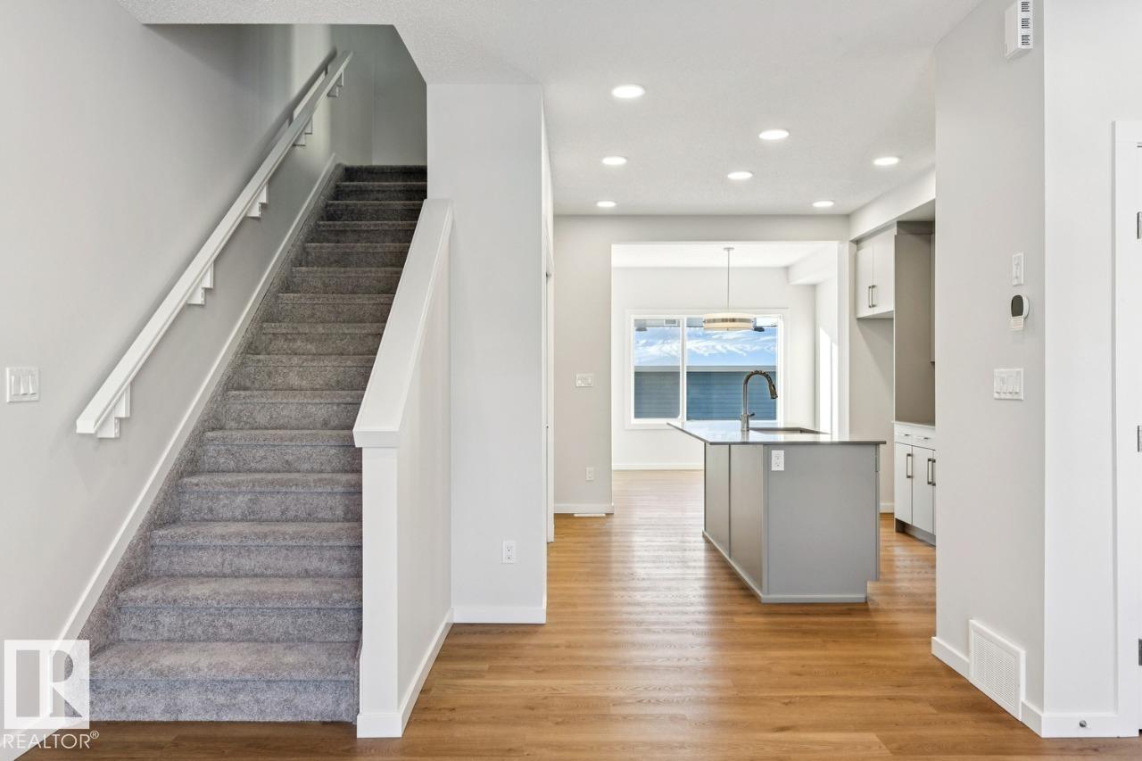 Photo 7 at 318 26 Street SW, Alces, Edmonton