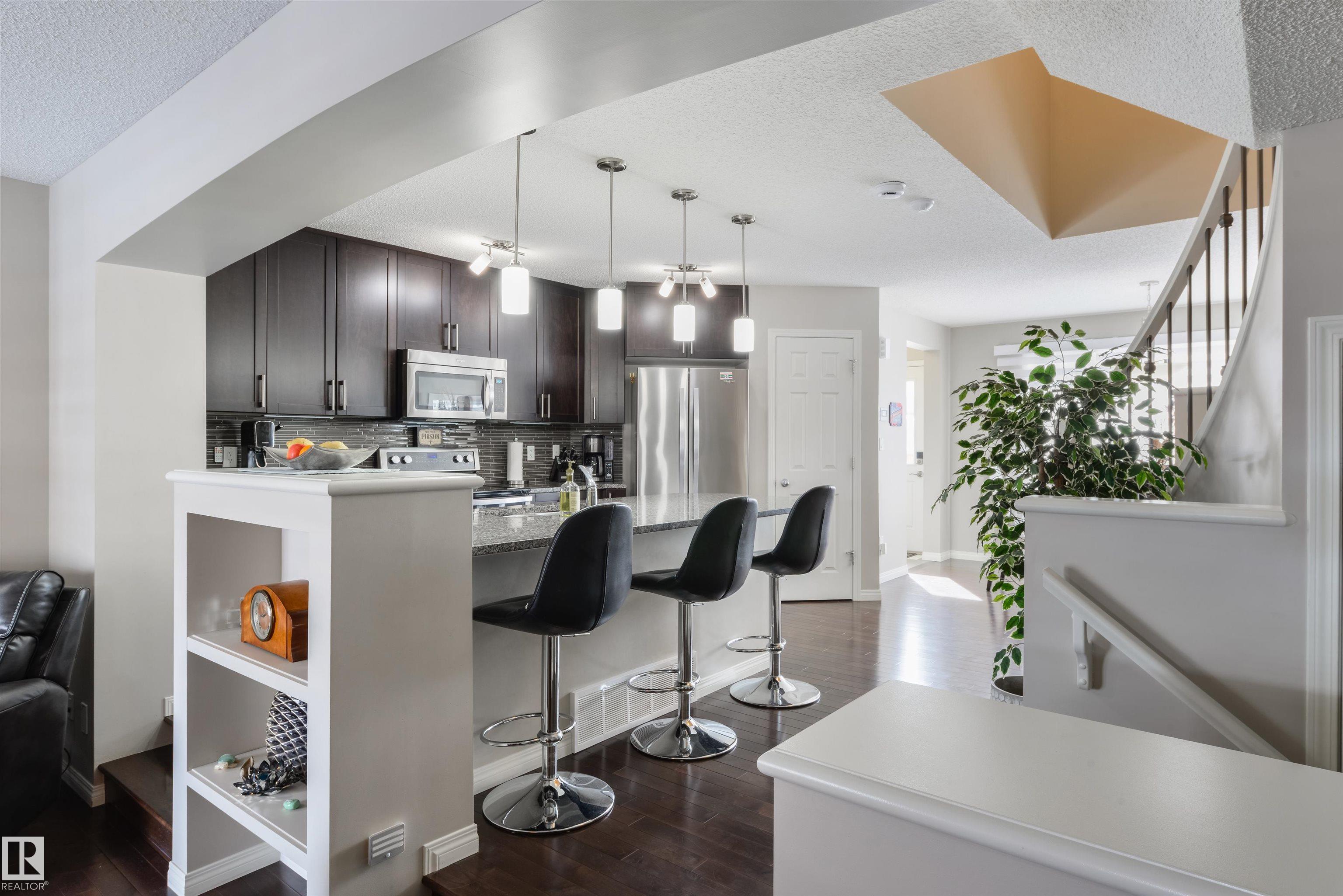 Photo 12 at 8333 Ellis Crescent NW, Edgemont, Edmonton