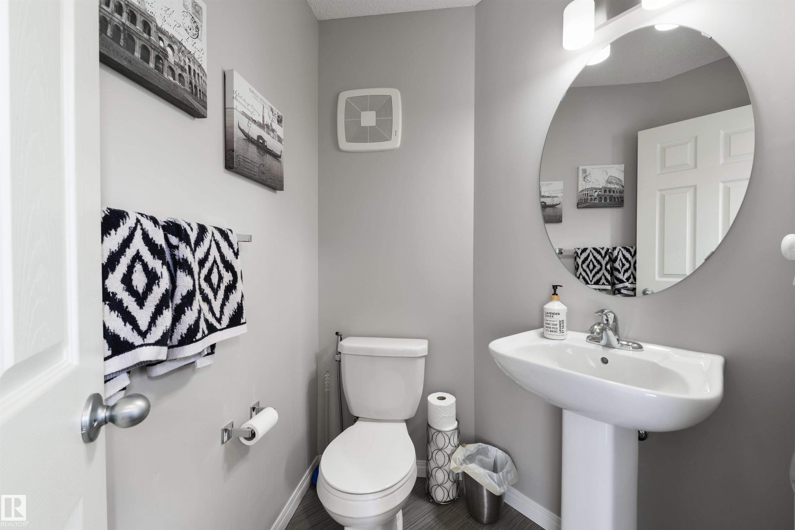 Photo 21 at 8333 Ellis Crescent NW, Edgemont, Edmonton