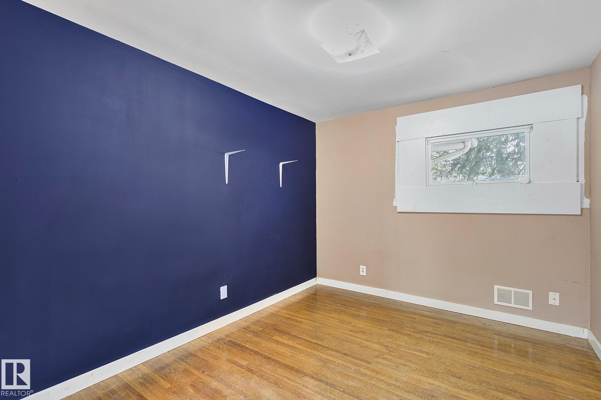 Photo 14 at 13915 102 Avenue NW, Glenora, Edmonton