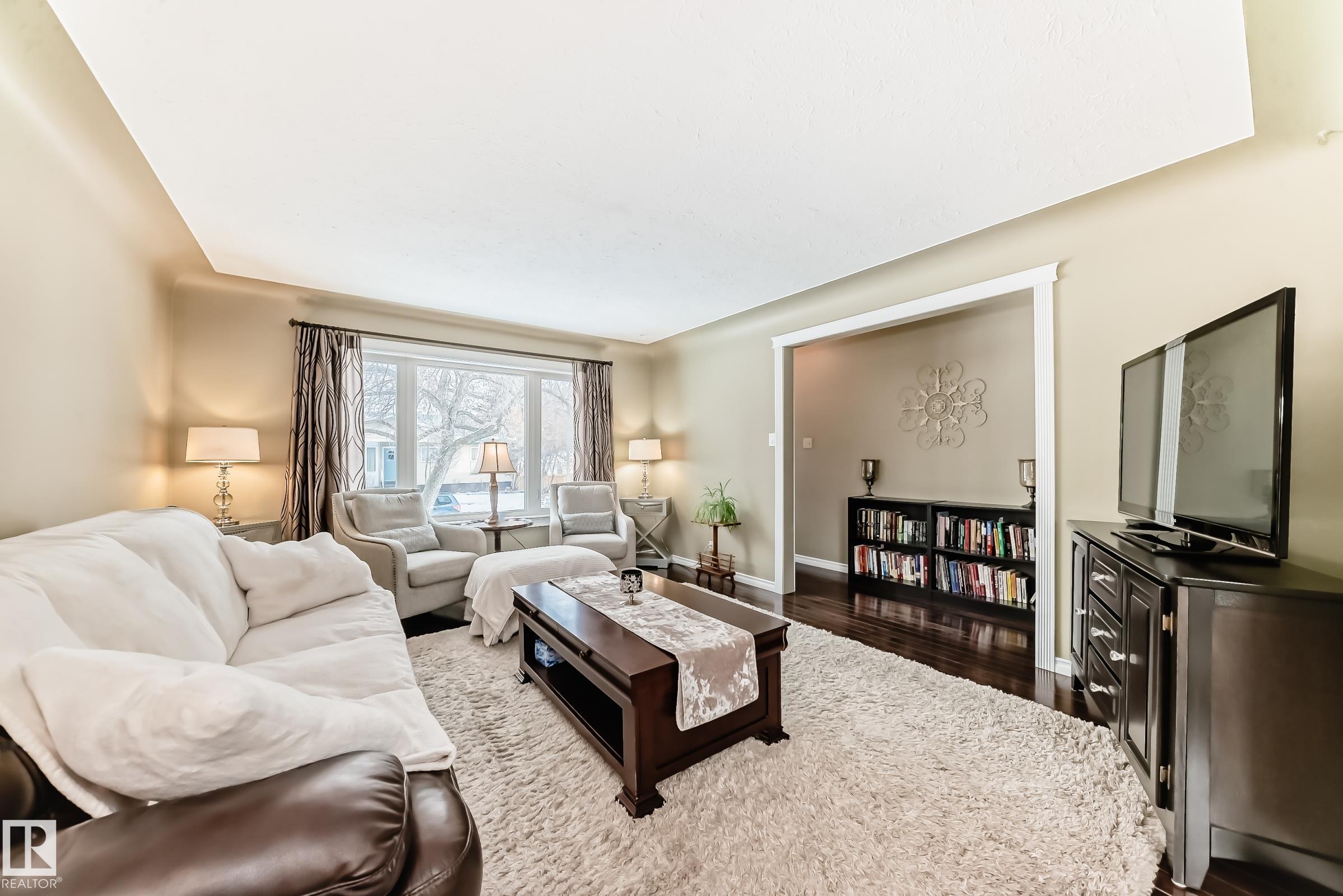 Photo 11 at 10860 147 Street NW, McQueen, Edmonton