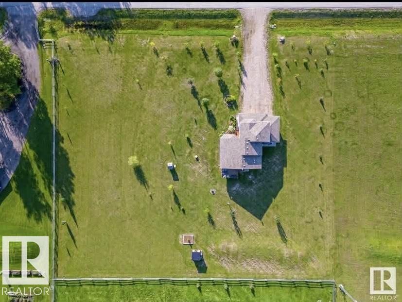 18 42011 Twp Rd 624 2