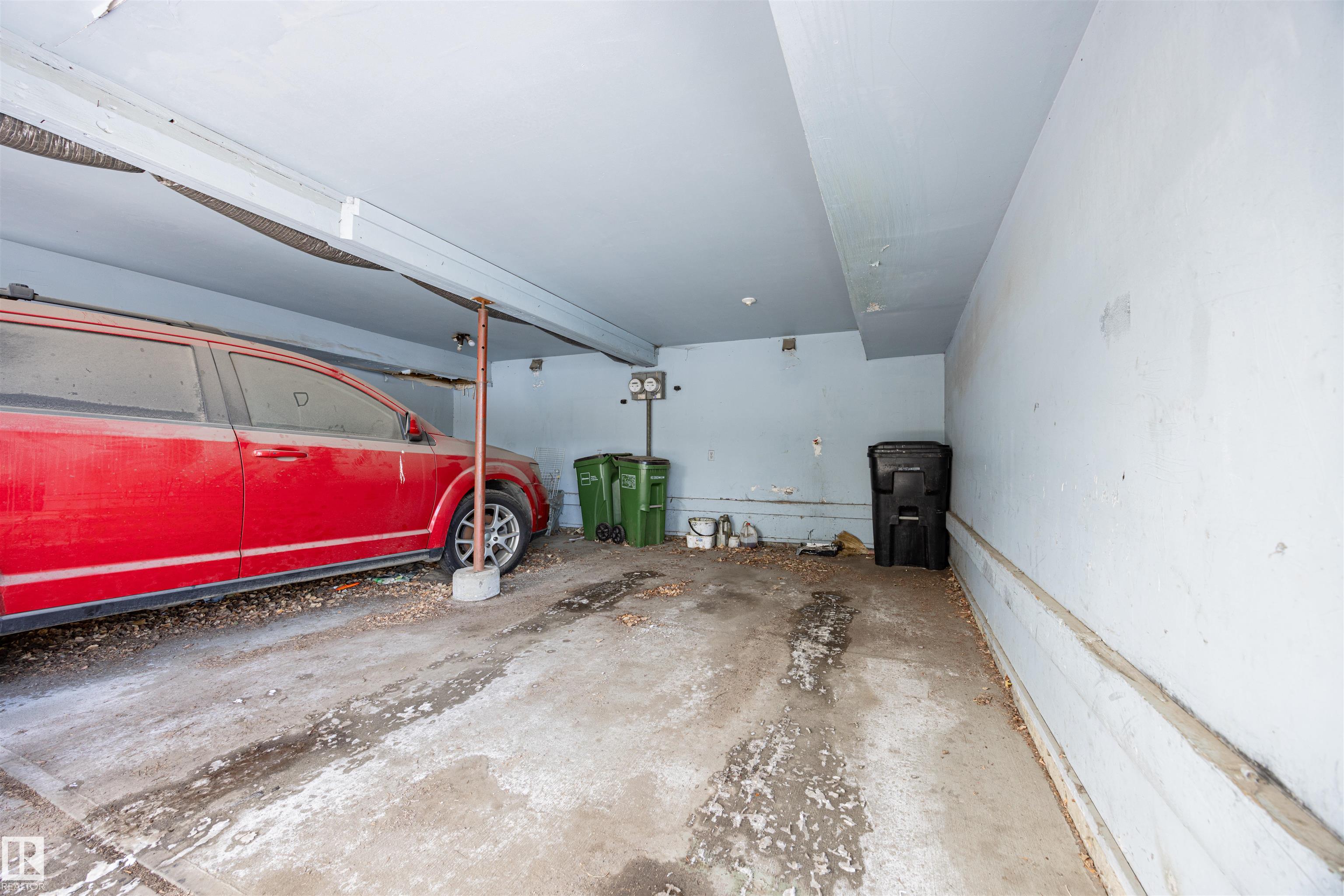 Photo 3 at 774 Abbottsfield Road NW, Abbottsfield, Edmonton